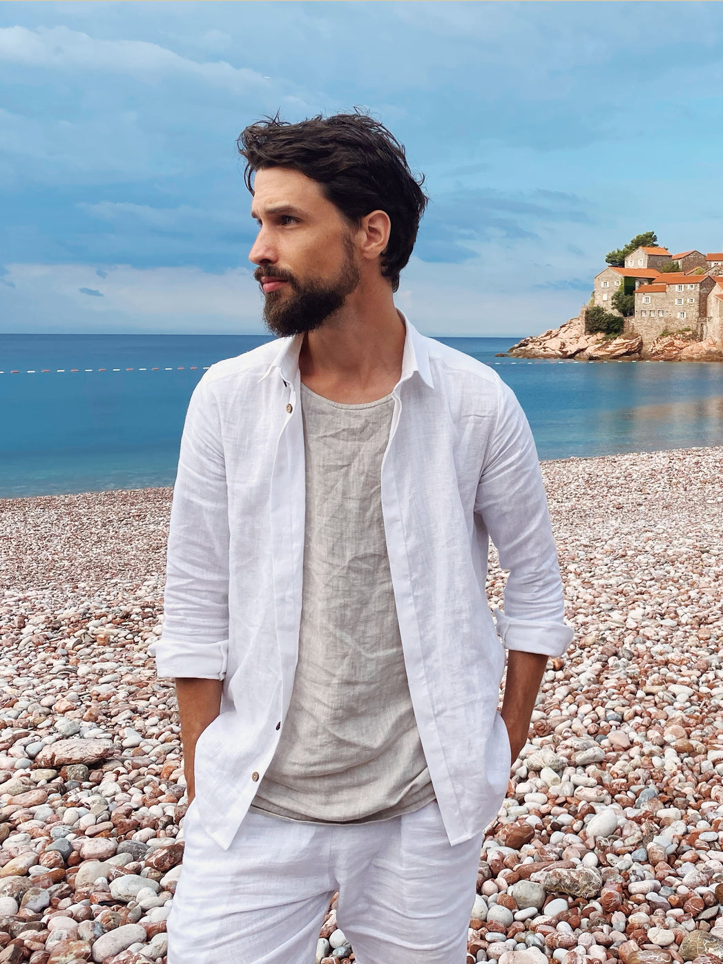 Men’s Classic Collar Linen Shirt GARNET in White