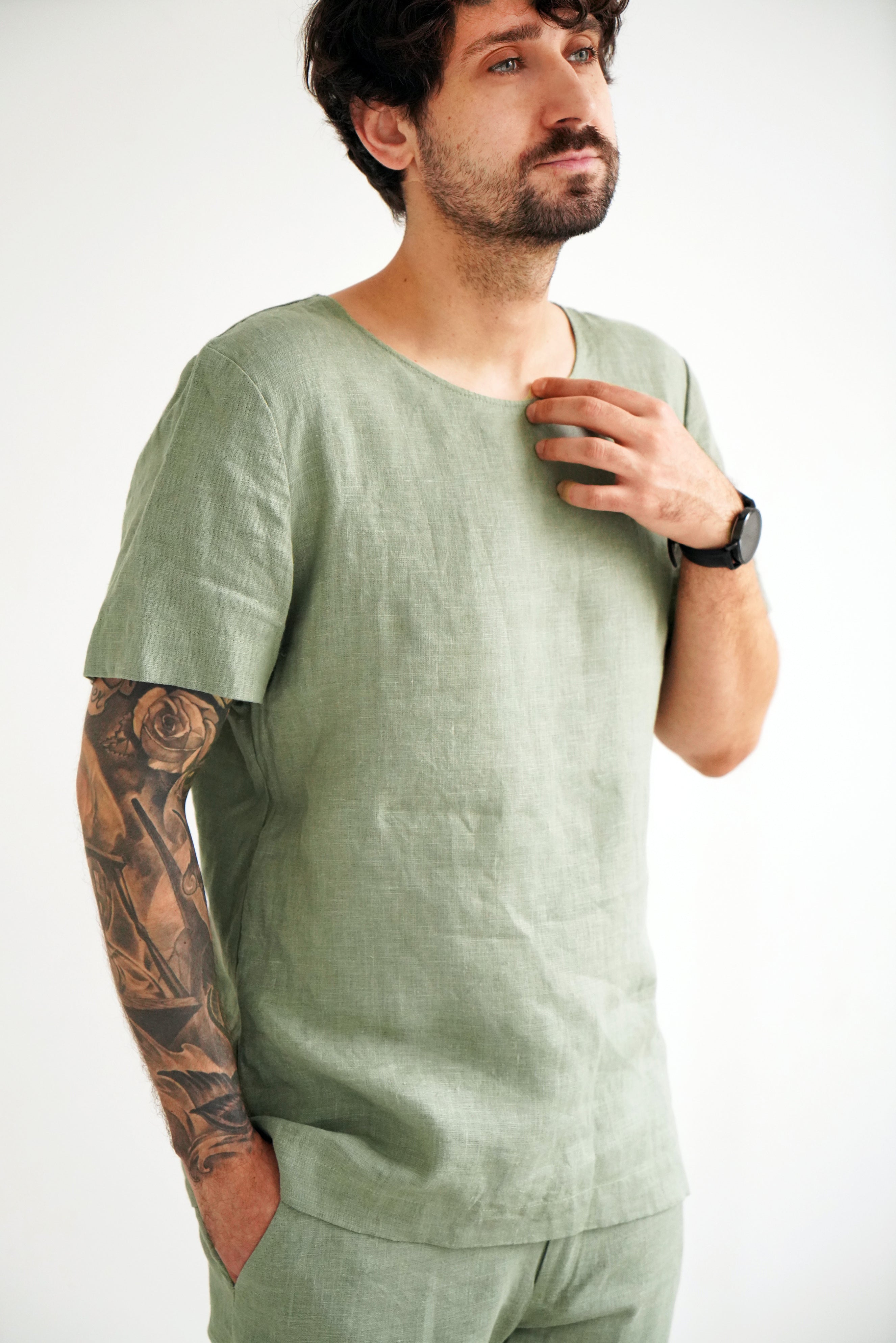 Men’s Linen T-Shirt LINDEN in Olive