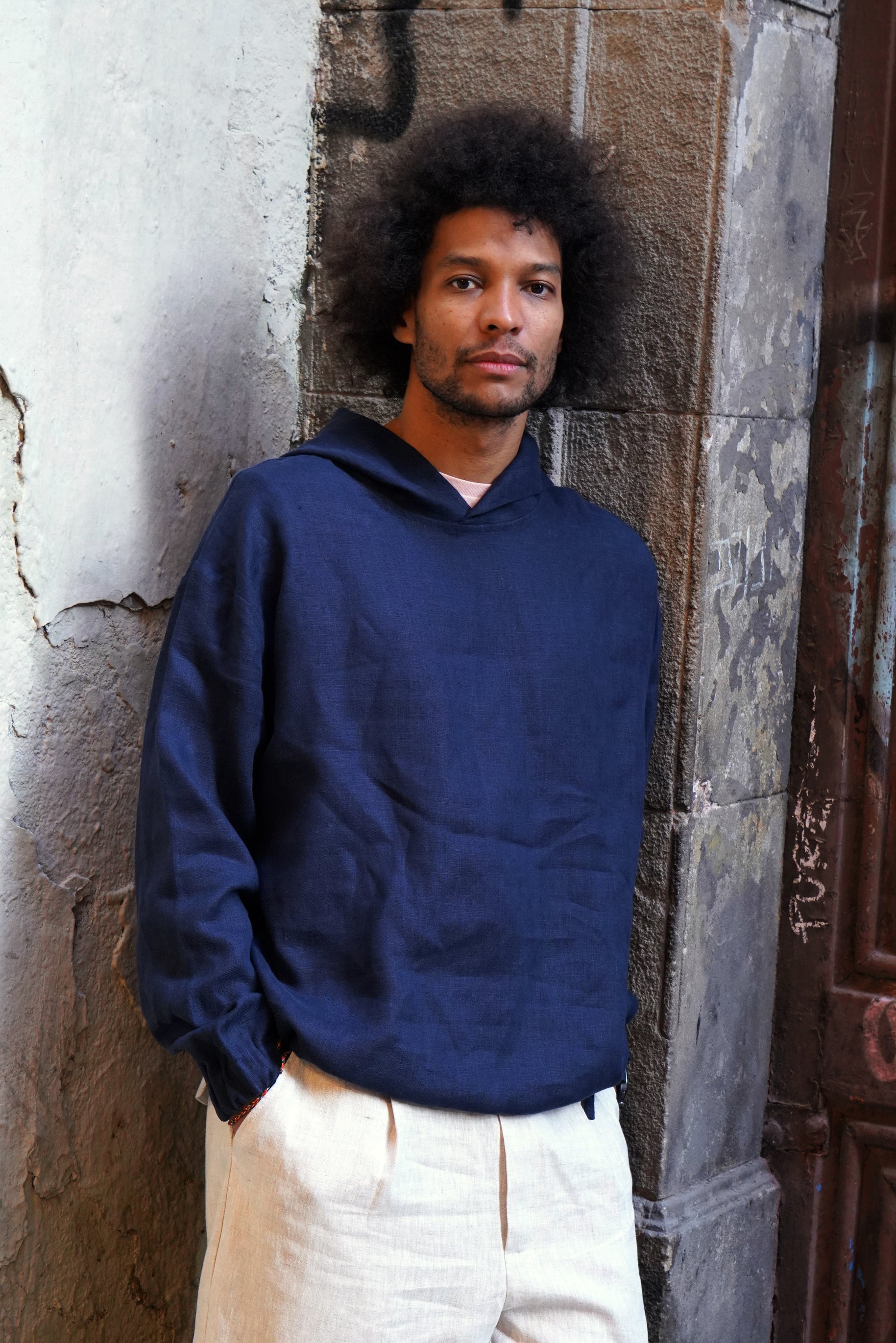 Relaxed linen hoodie CEDRUS in Dark blue