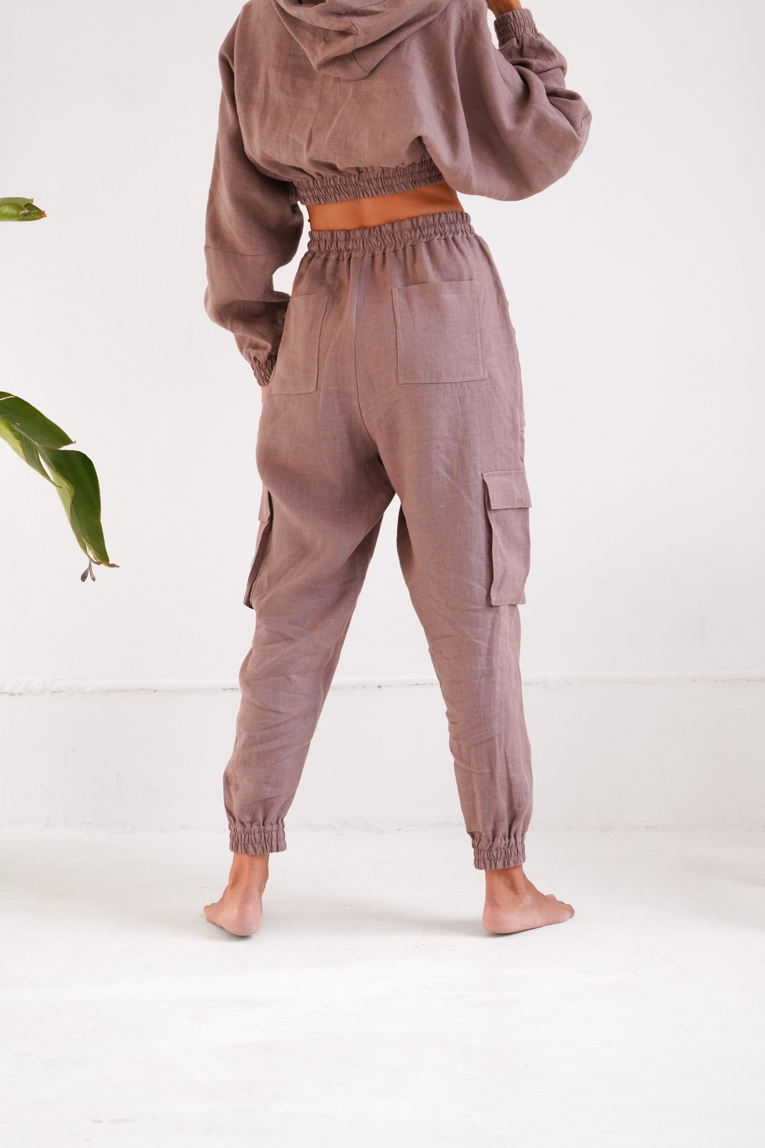 Women’s Linen Cargo Joggers LUMA in Latte