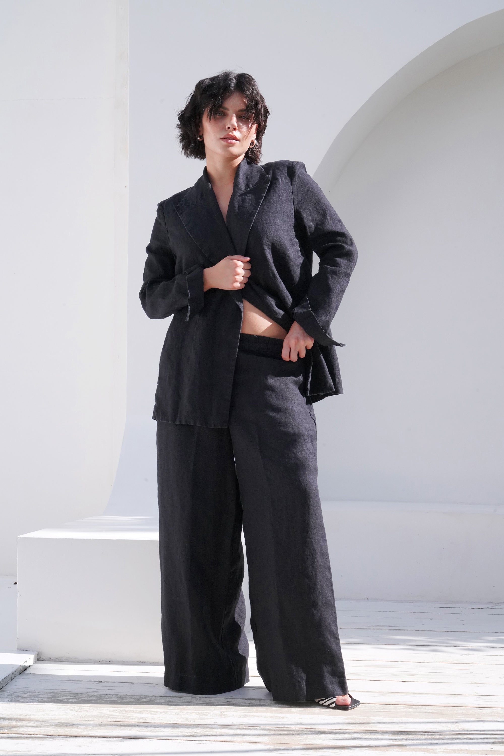 Women’s Linen Wrap Blazer JASMI in Black