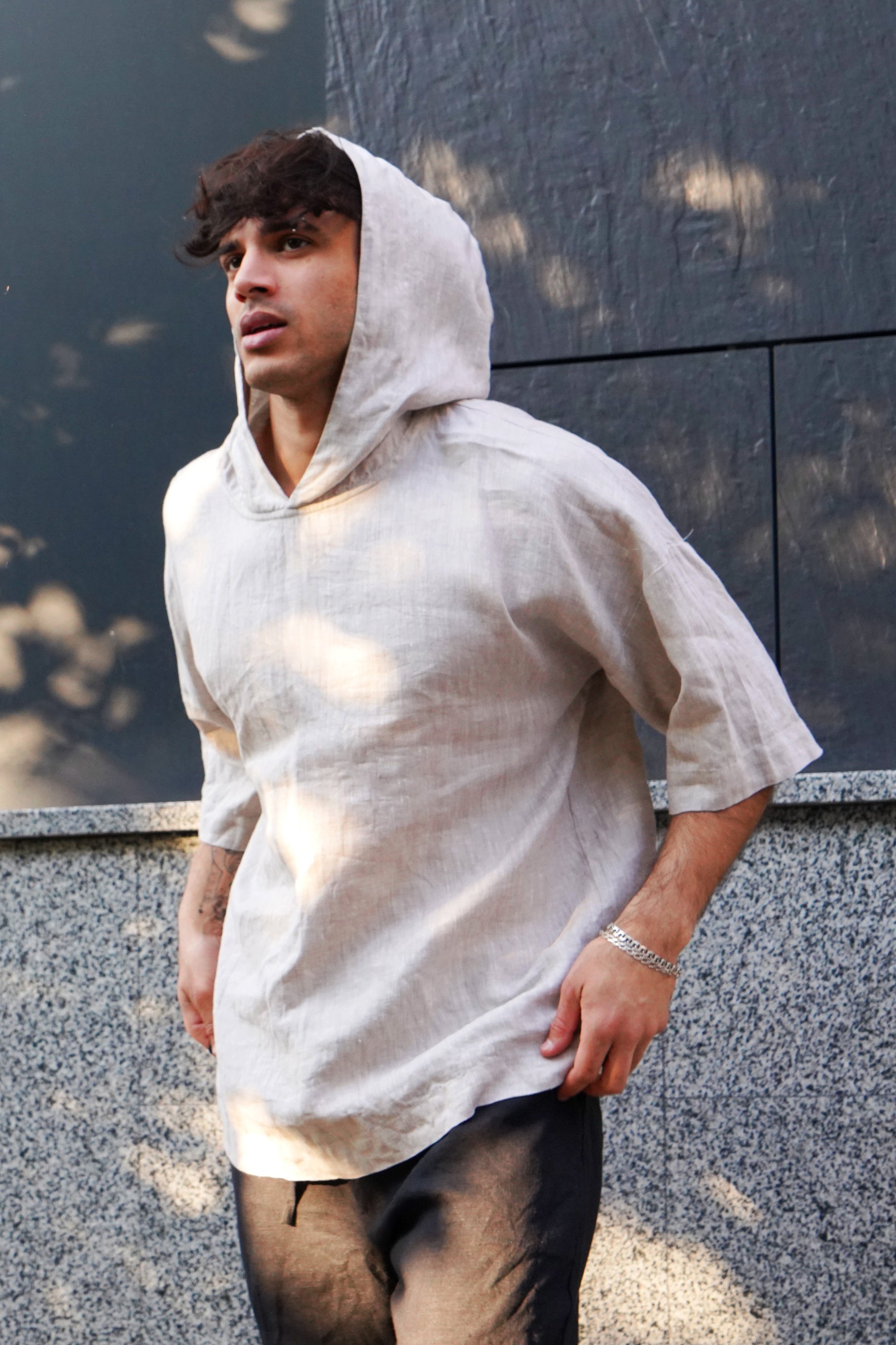 Linen Hooded T-shirt SHOBU in Beige