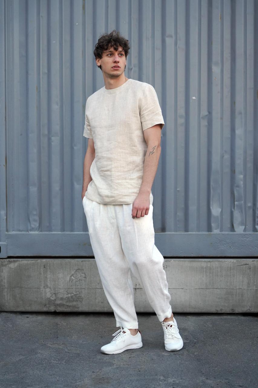 Mens linen t-shirt, Narrow neck IVY in Beige