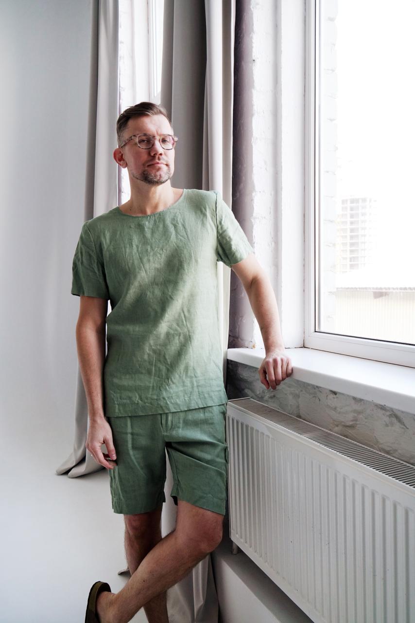 Linen cargo shorts with side pockets LAUREL in Olive