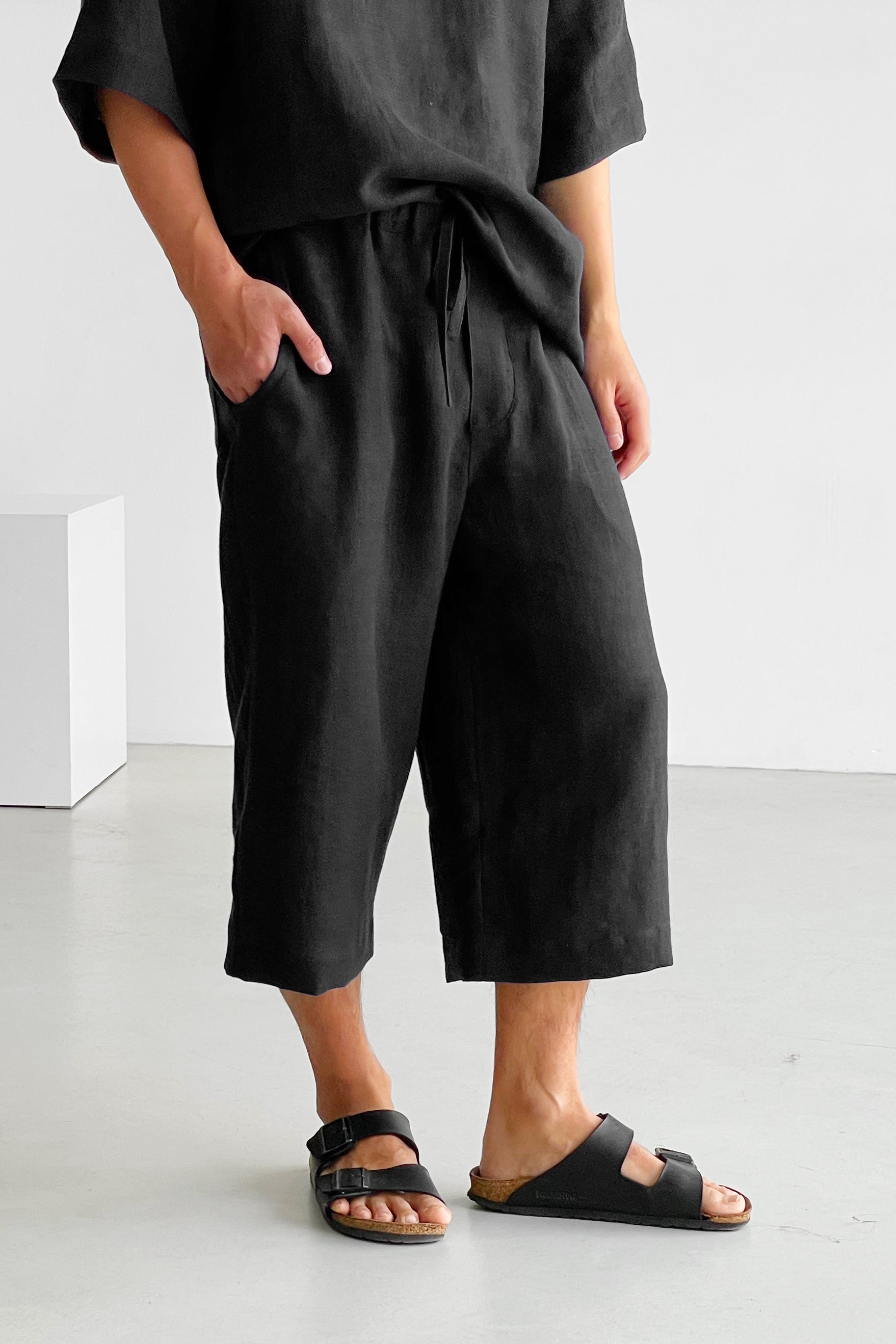 Cropped Wide-Leg Linen Pants WILLOW in Black