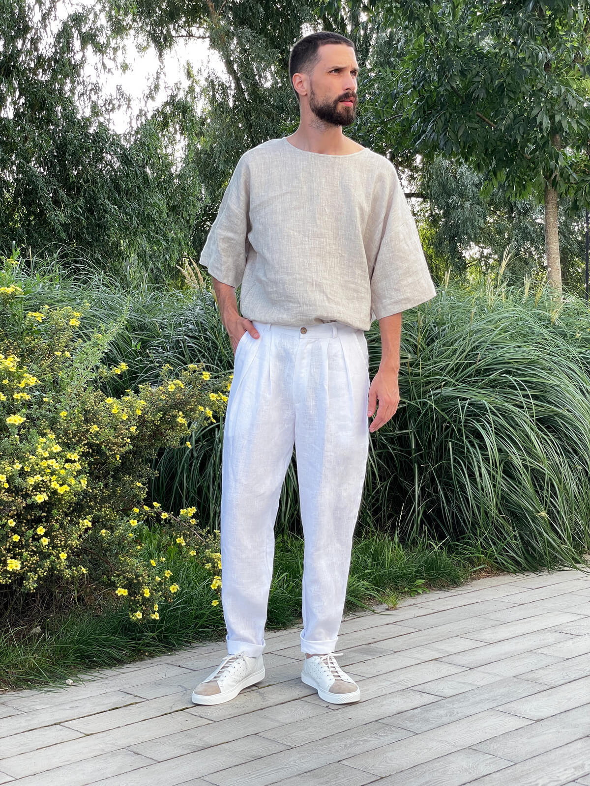 Men's joggers with pleats CEDAR in White