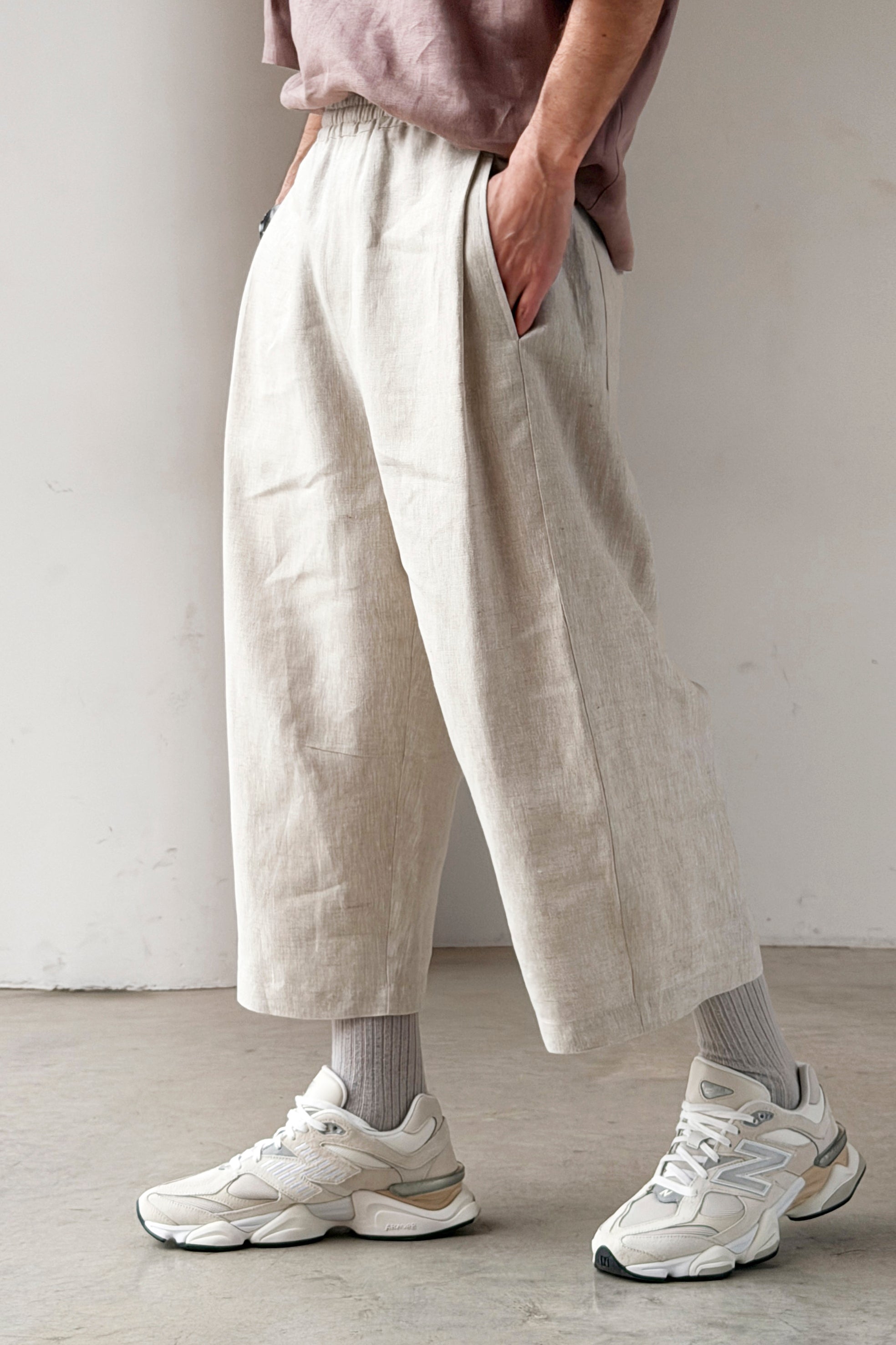 Men's Cropped Linen Pants SELLO in Beige