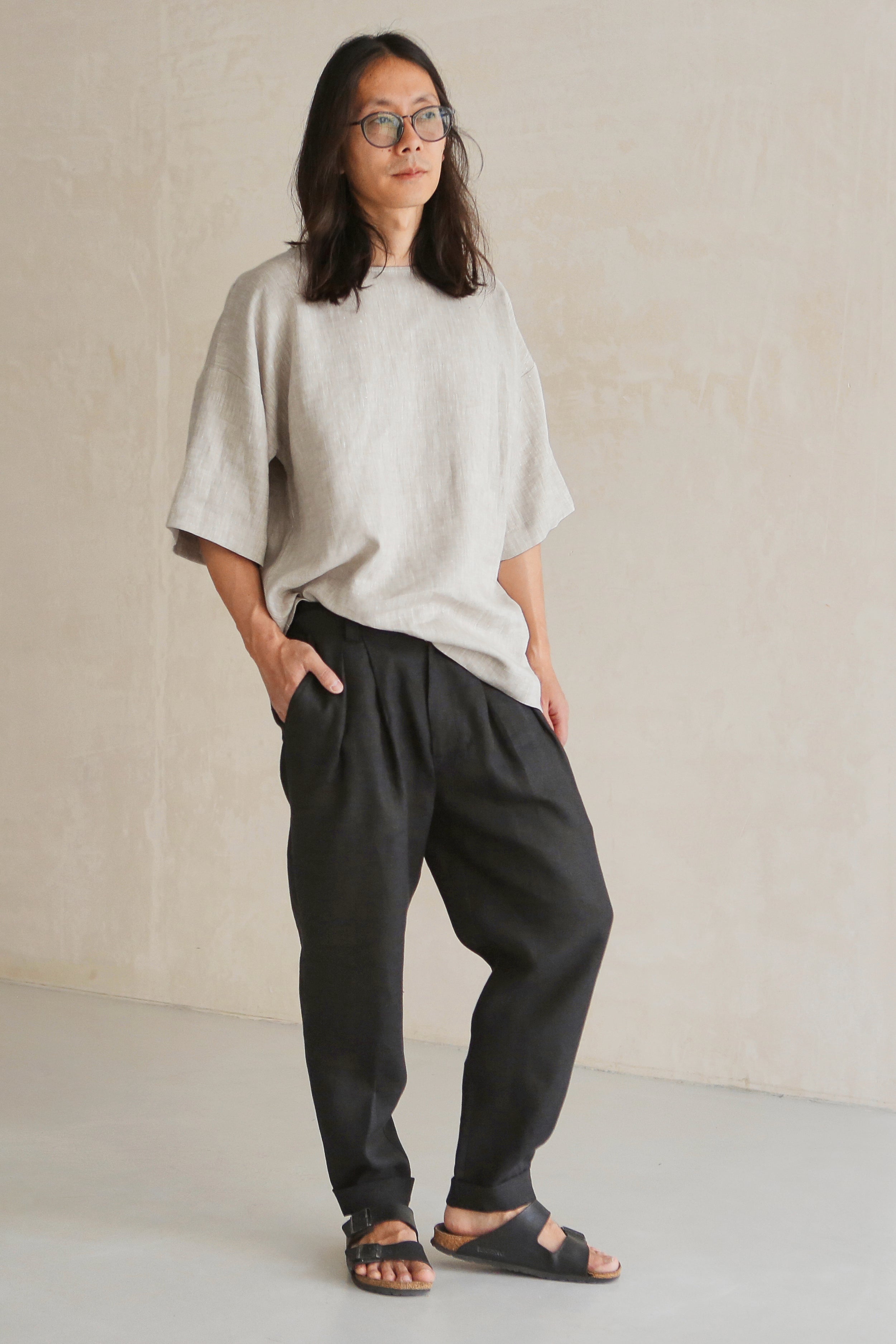 Loose Pleated Pants CEDAR in Black