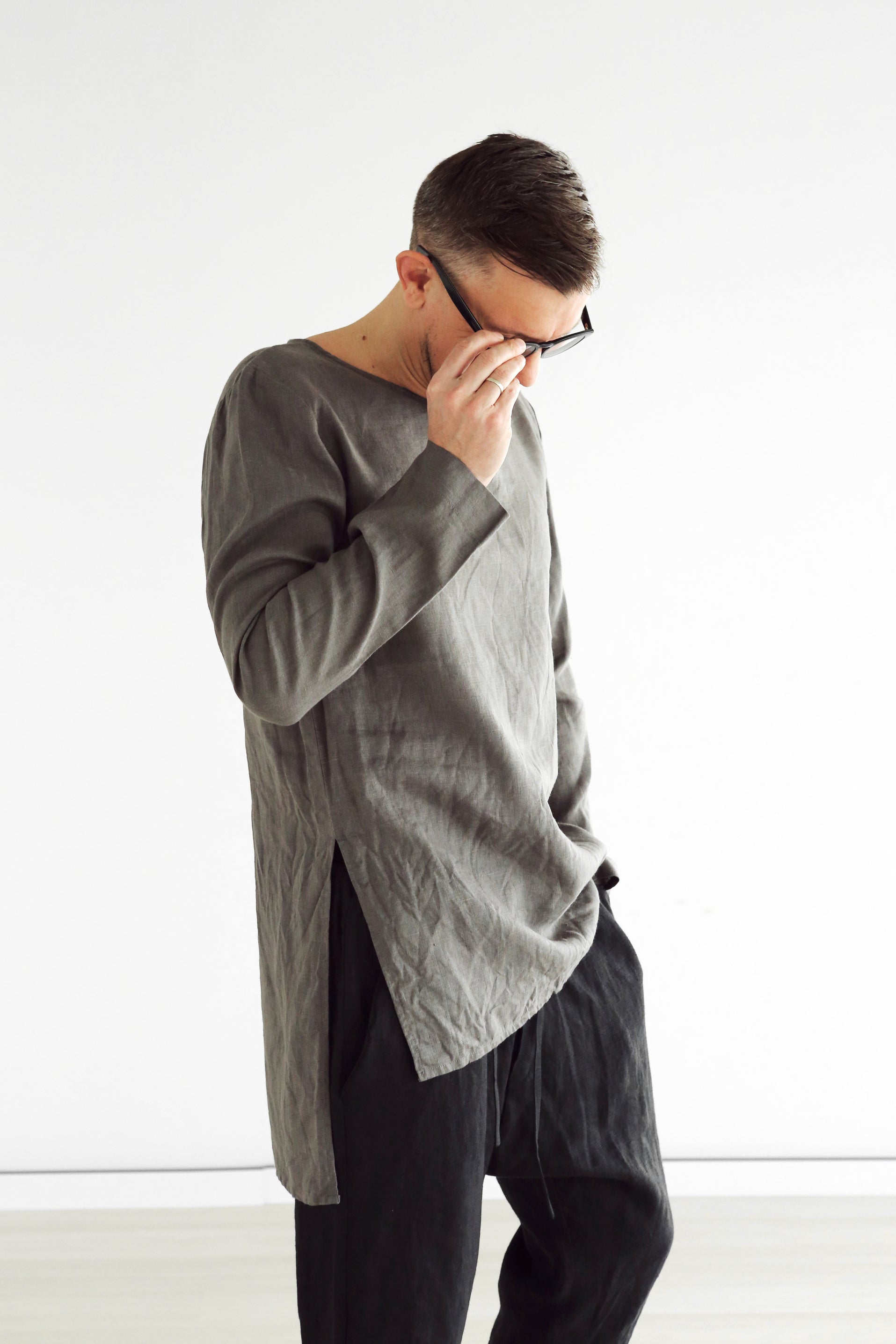 Men’s Linen Tunic MAPLE in Dark grey