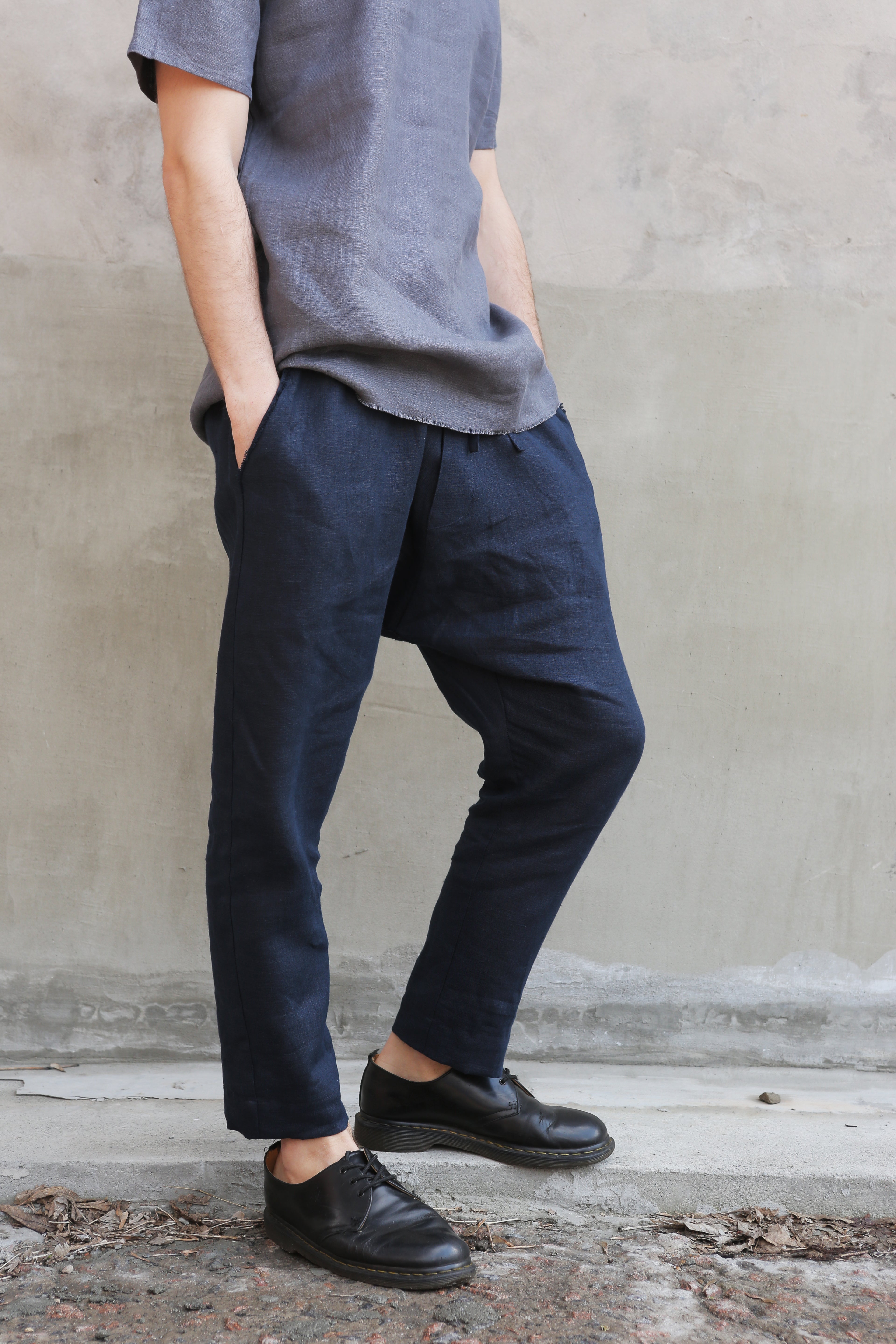Men’s baggy linen pants HAWTHORN in Dark blue
