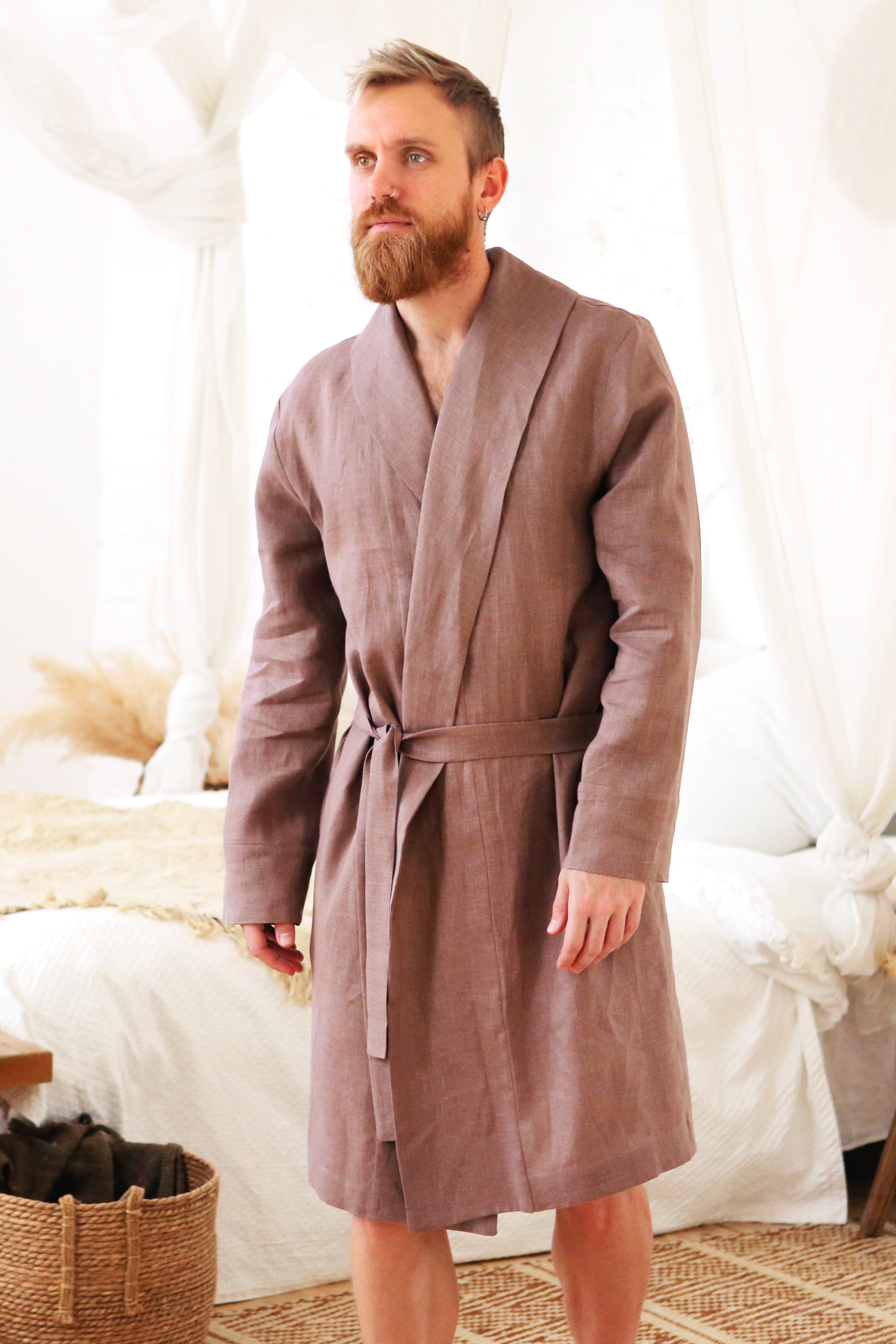 Men’s linen bathrobe JUNIPER in Latte