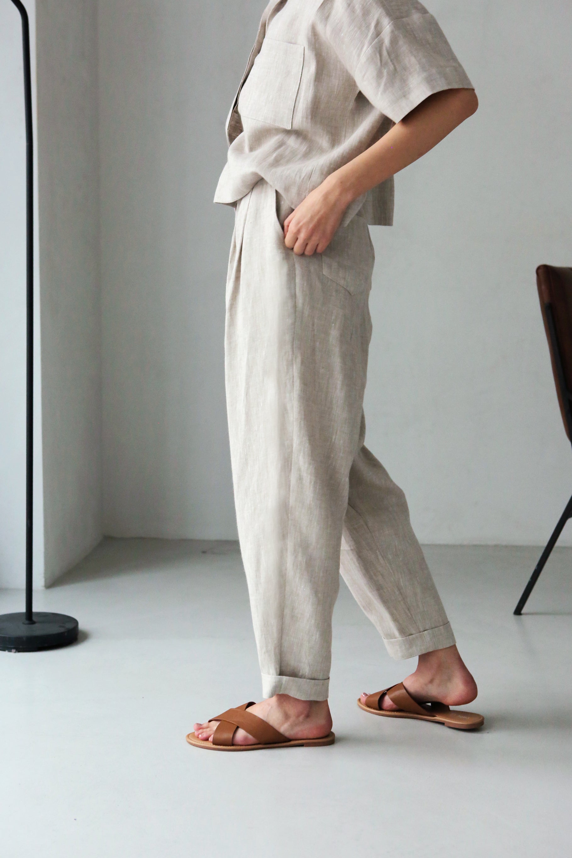 Women’s Linen Pants with Pleats CEDAR in Beige