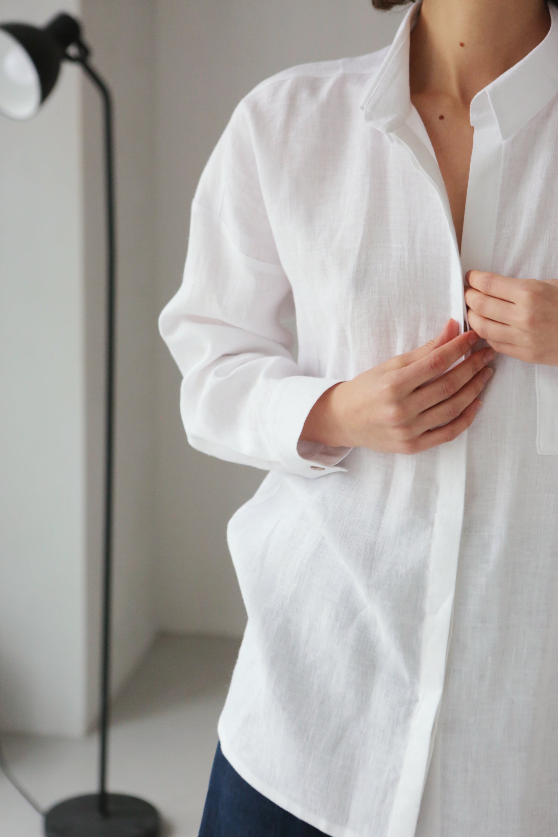 Oversized Linen Shirt AZOLLA in White