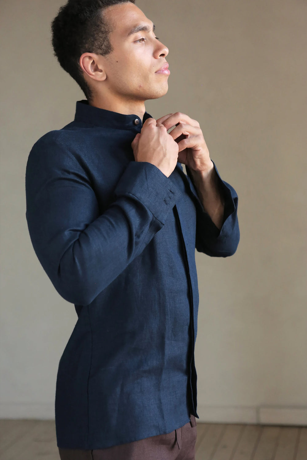 Men’s Linen Shirt OLIVE in Dark blue