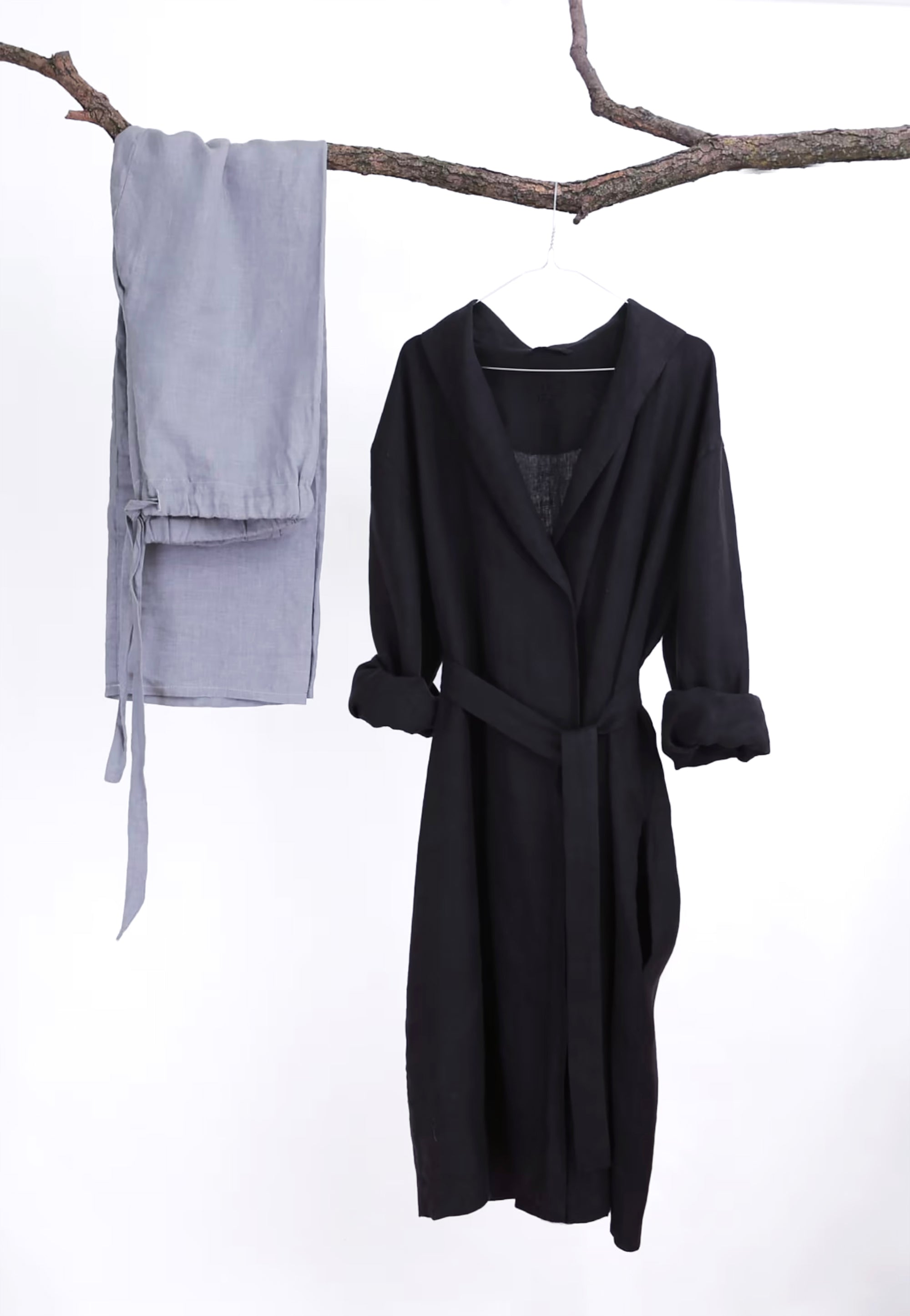 Men’s linen robe JUNIPER in Black