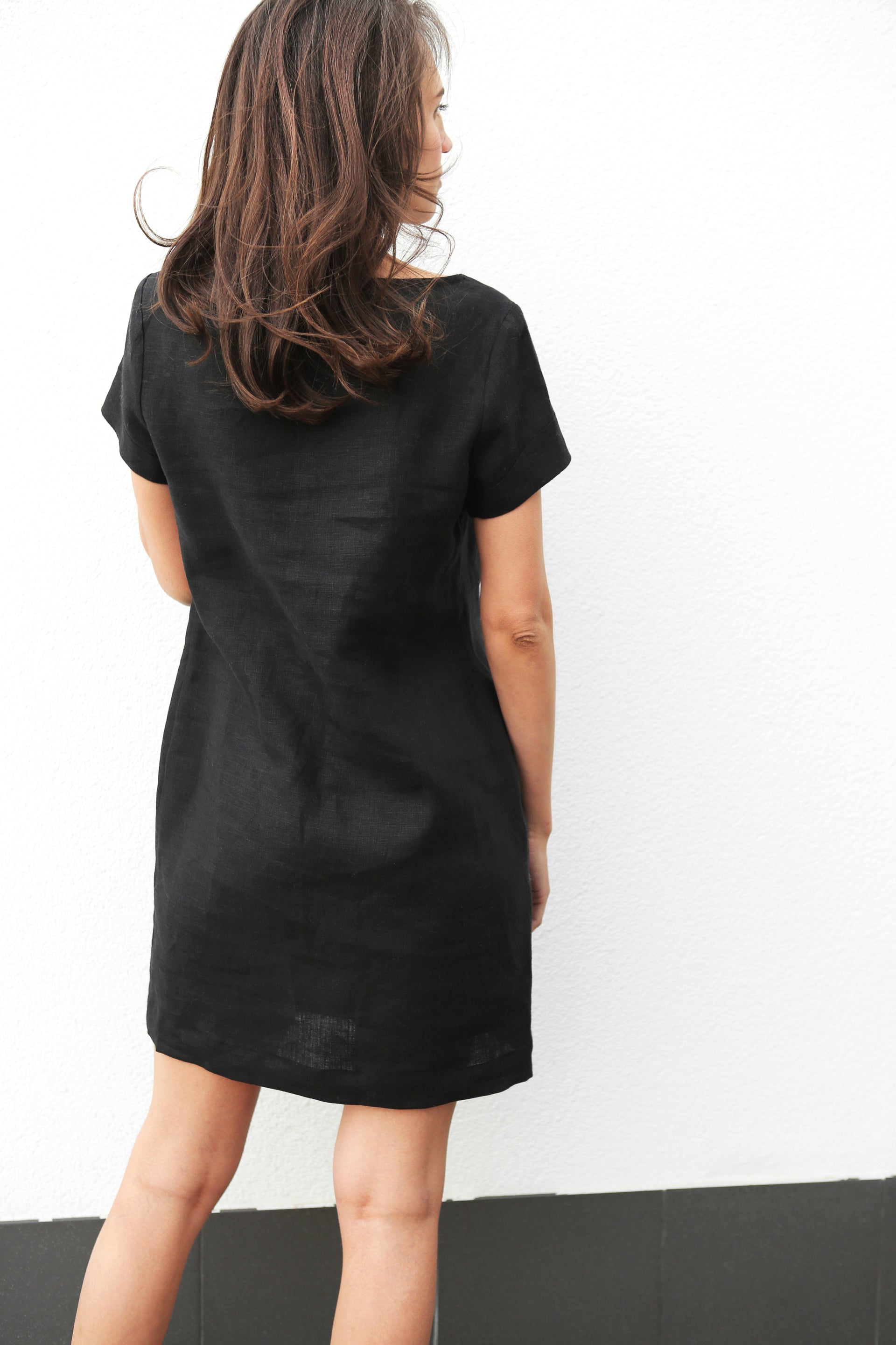 Womens Linen T-Shirt Dress Daisy in Black S Womens Linen T-Shirt Dress Daisy in Black S