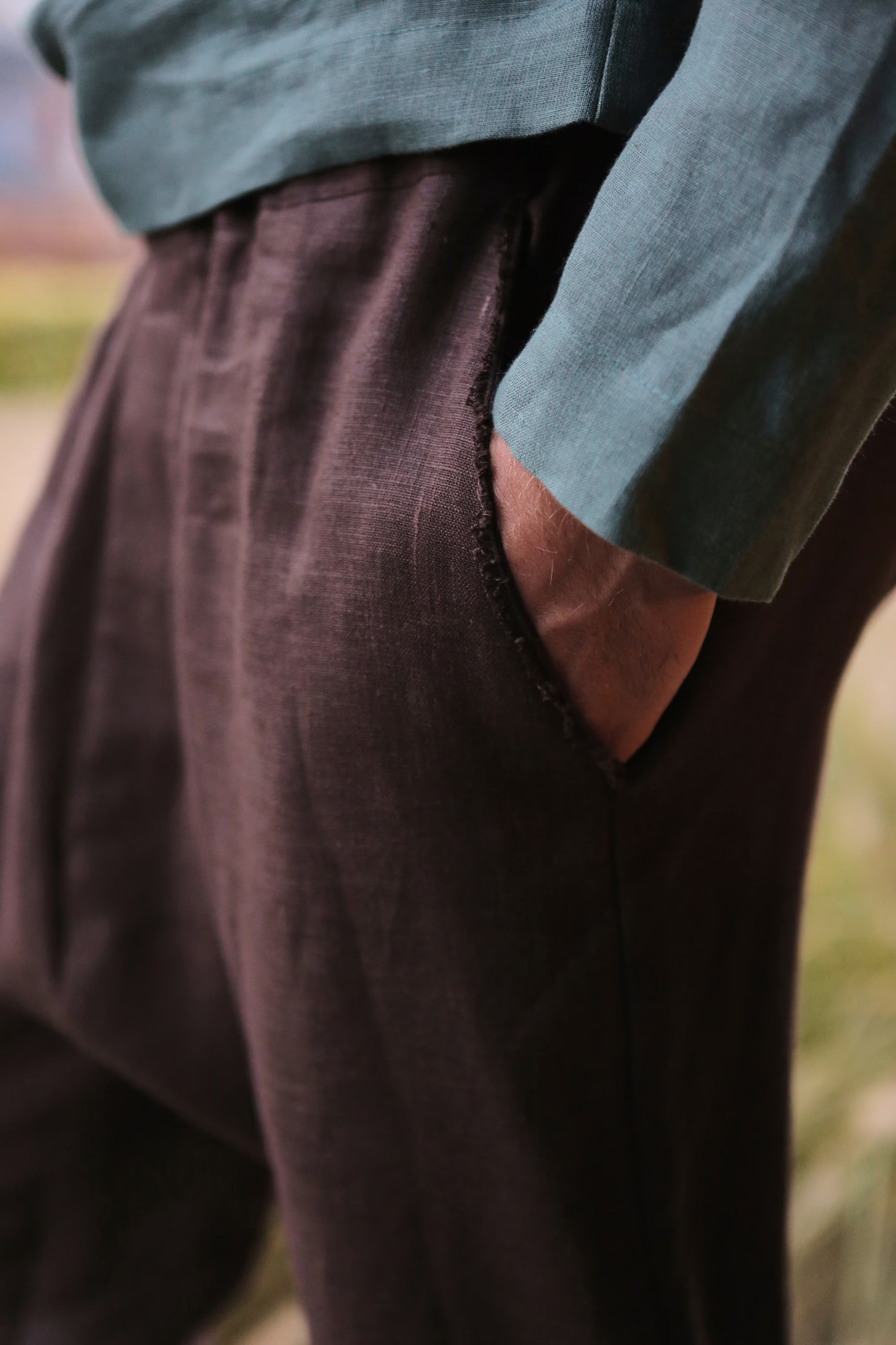 Men’s baggy linen pants HAWTHORN in Brown
