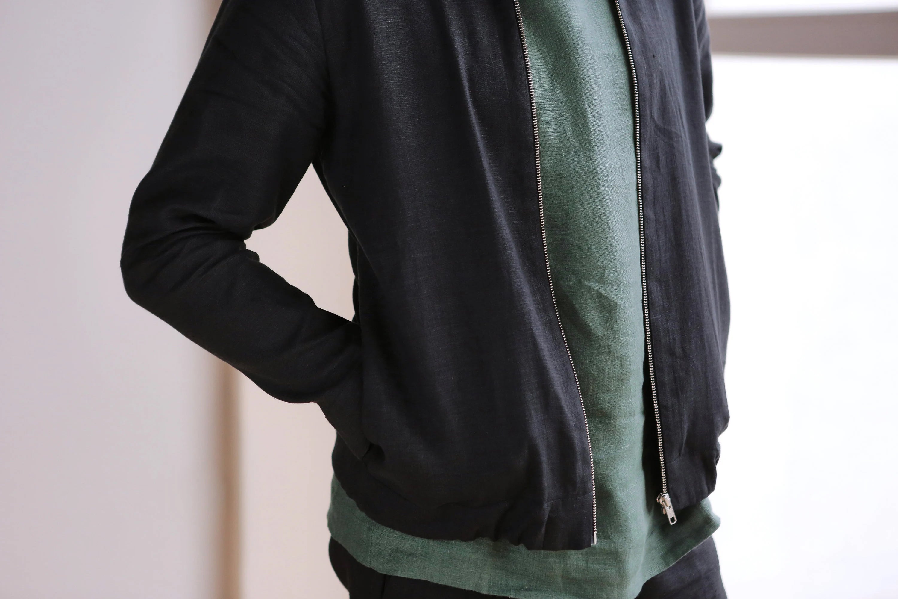 Men’s Linen Bomber MULBERRY in Black