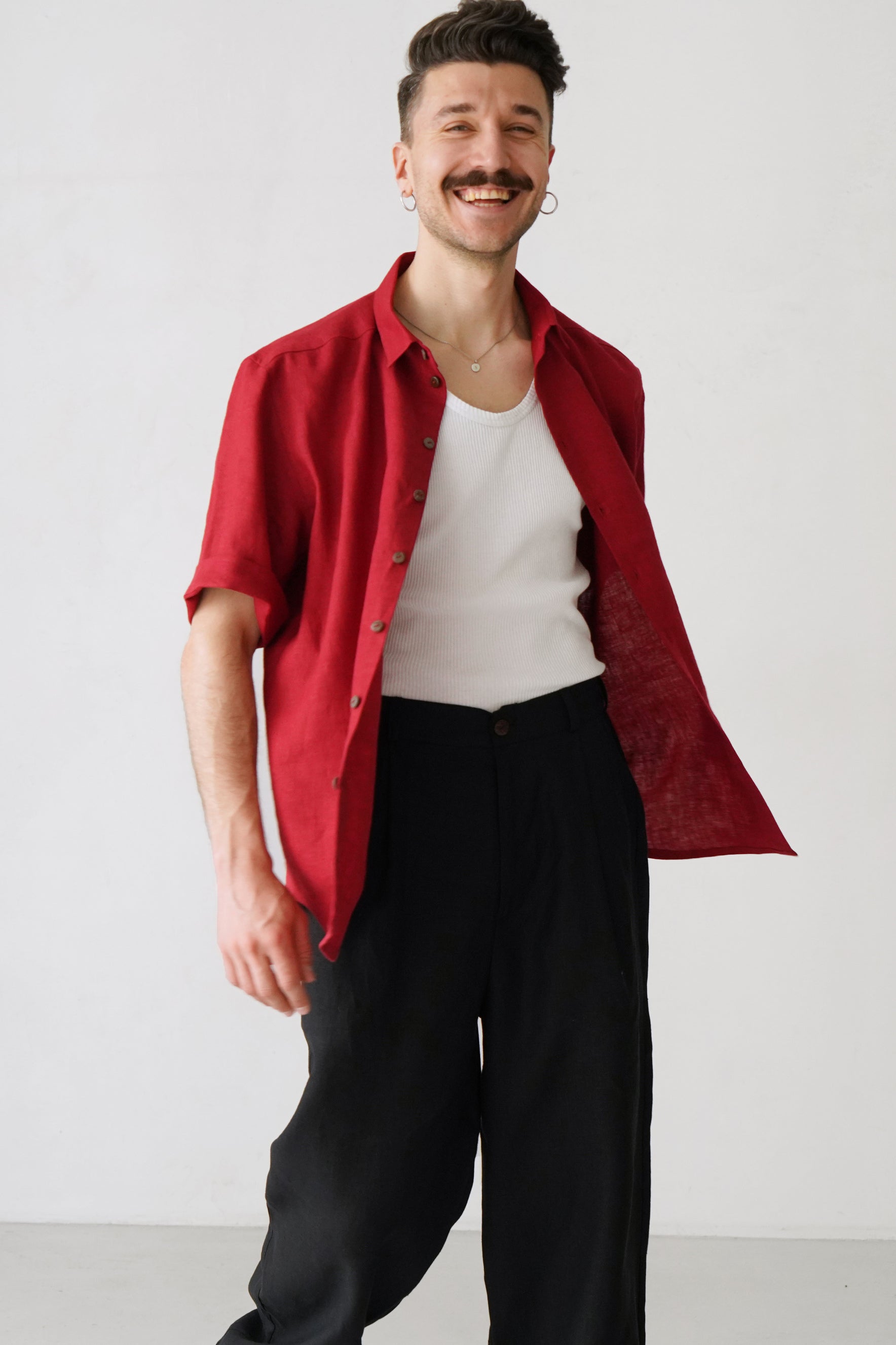 Men’s short sleeve linen shirt GARNET in Red