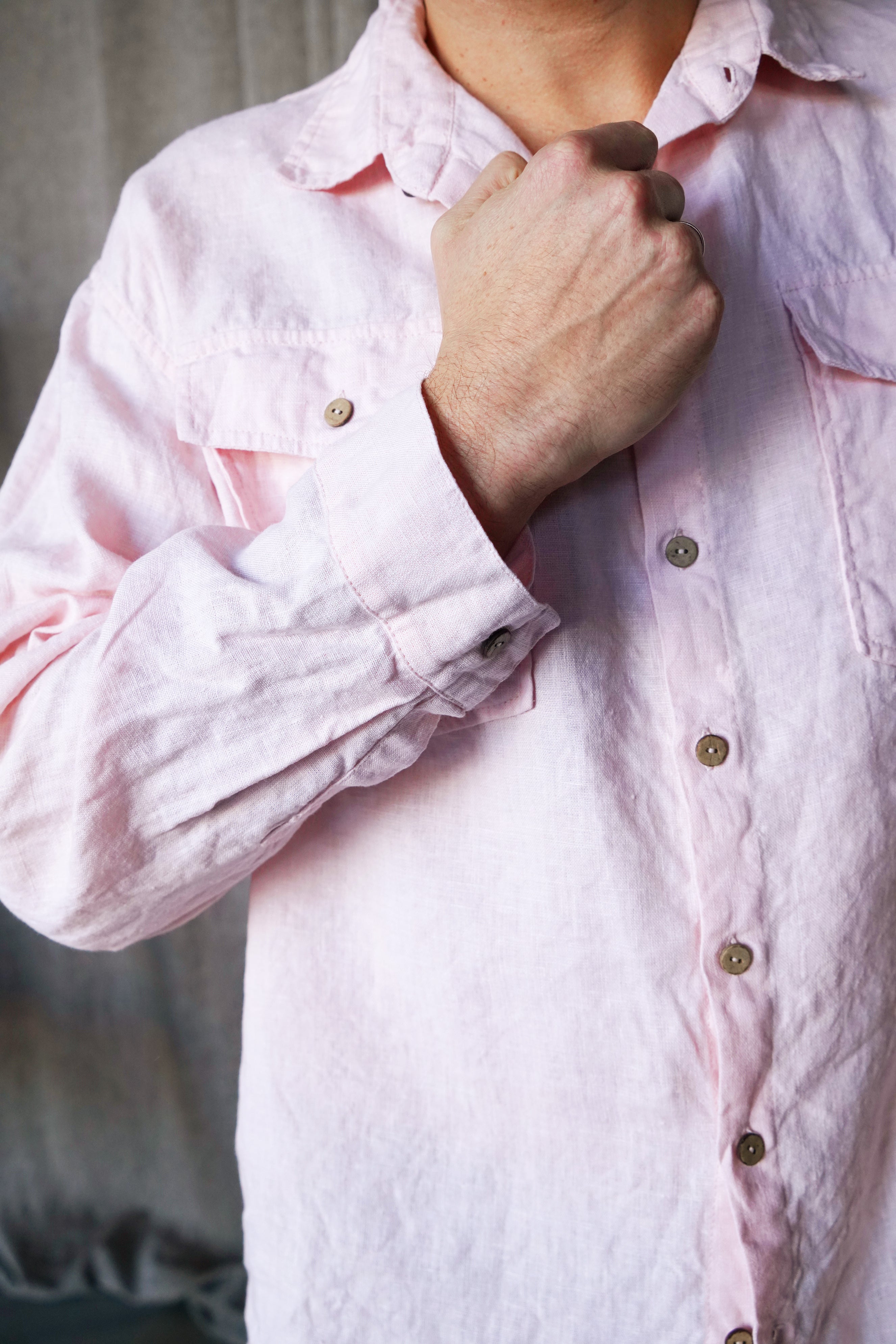 Mens relaxed linen shirt SANDWOOD in Light pink