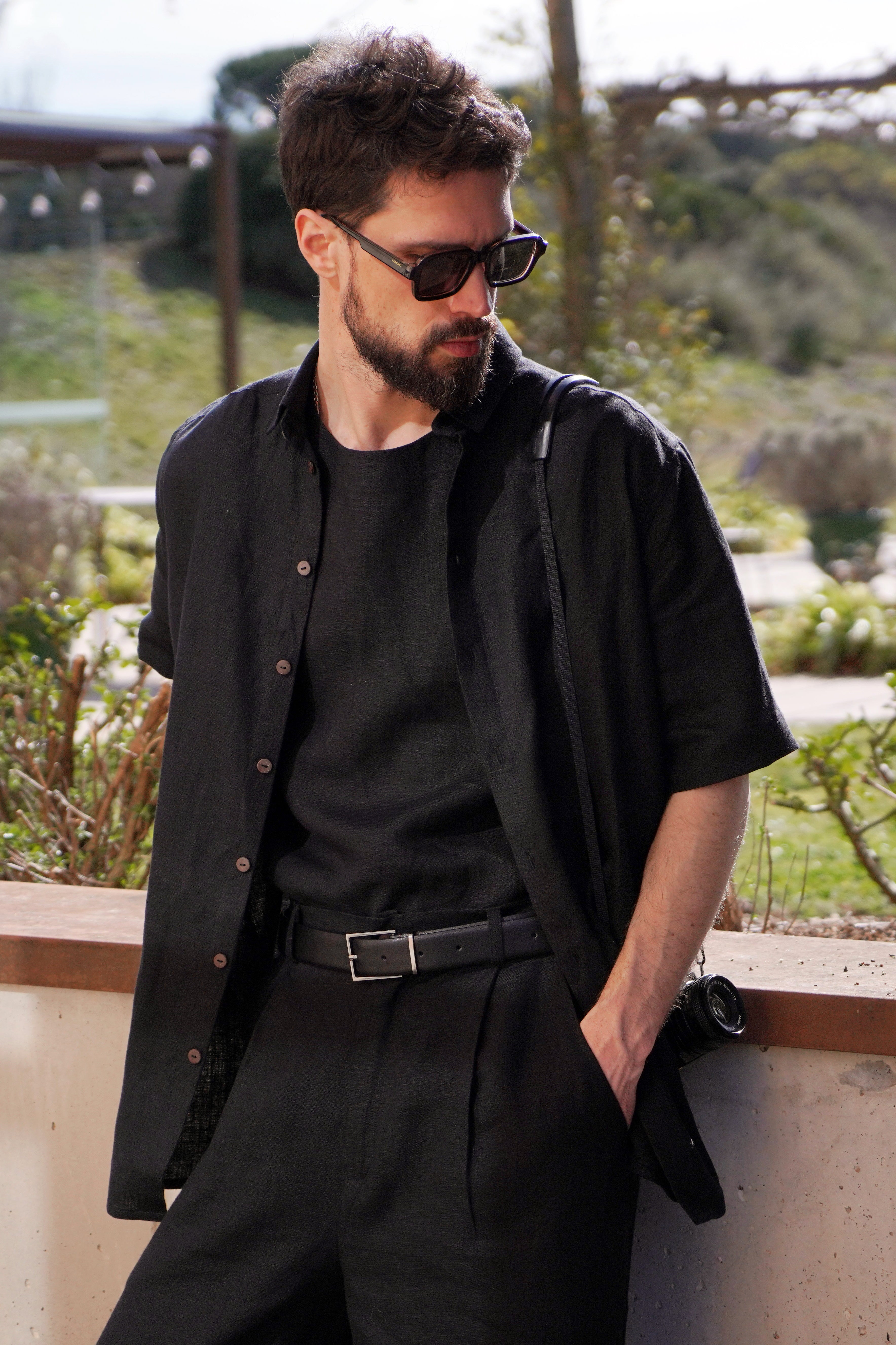 Men's short sleeve linen shirt GARNET in Black