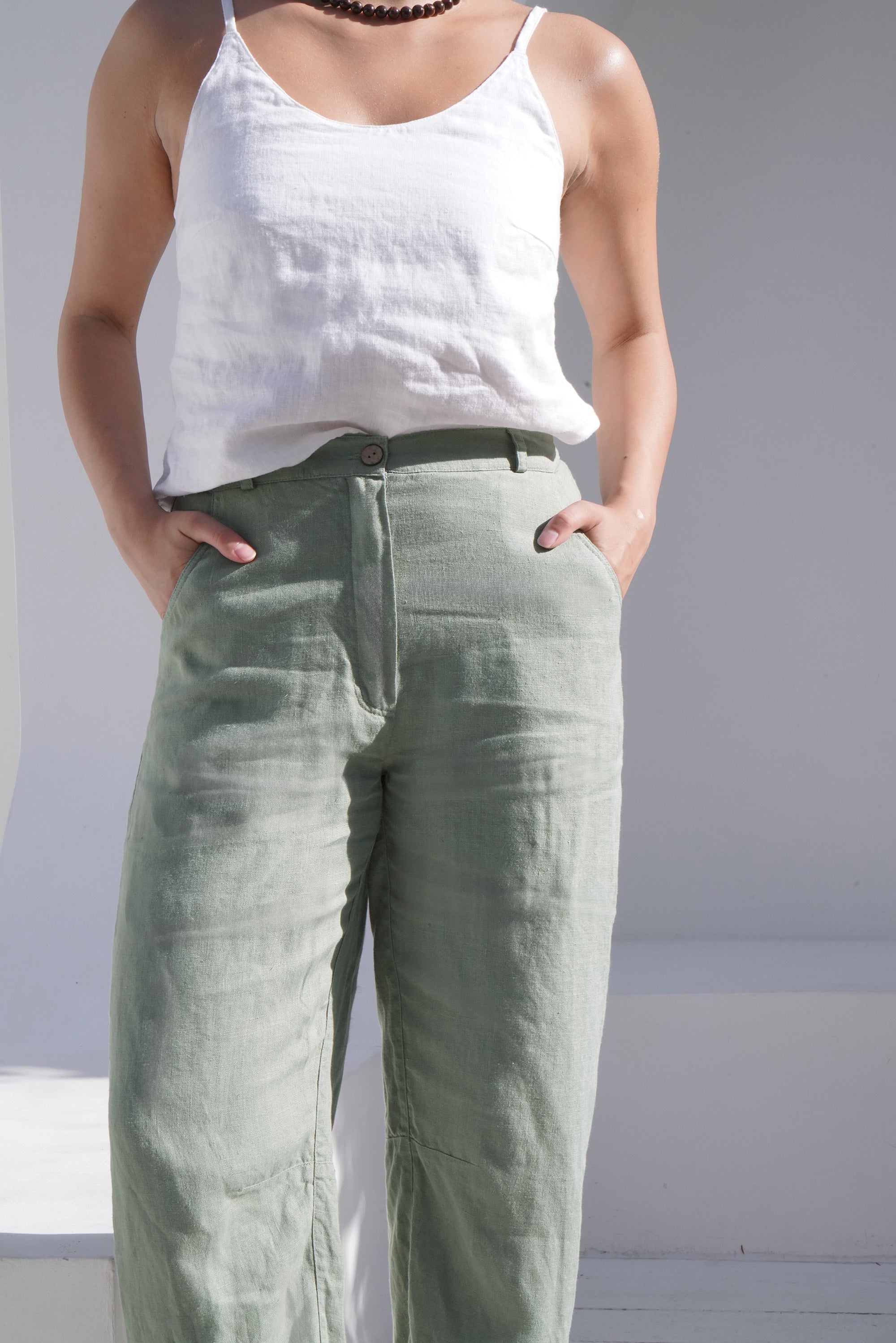 Women’s Linen Straight-Leg Pants MENTA in Olive