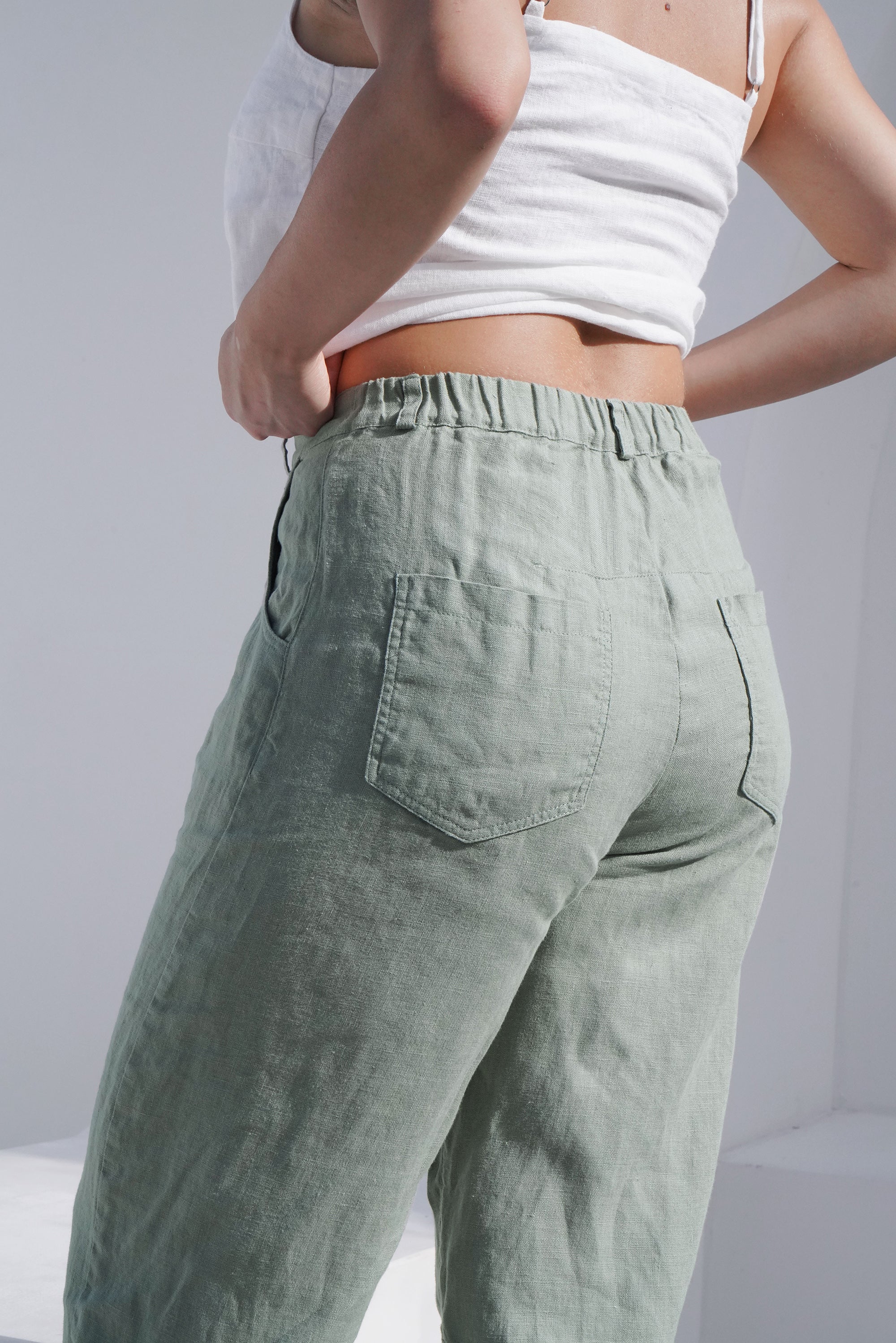 Women’s Linen Straight-Leg Pants MENTA in Olive