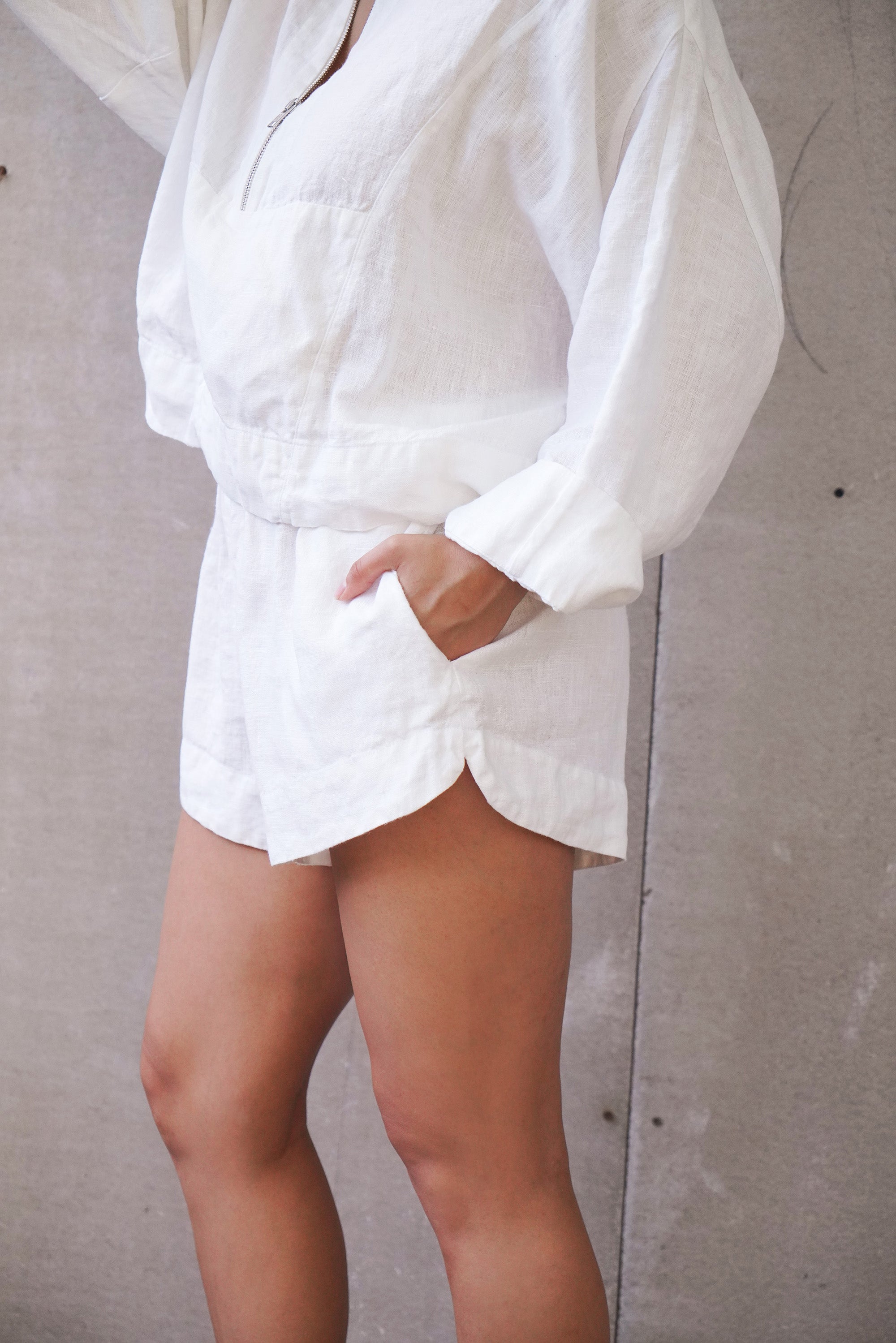 Women’s Linen Shorts with Pockets LEMON in White