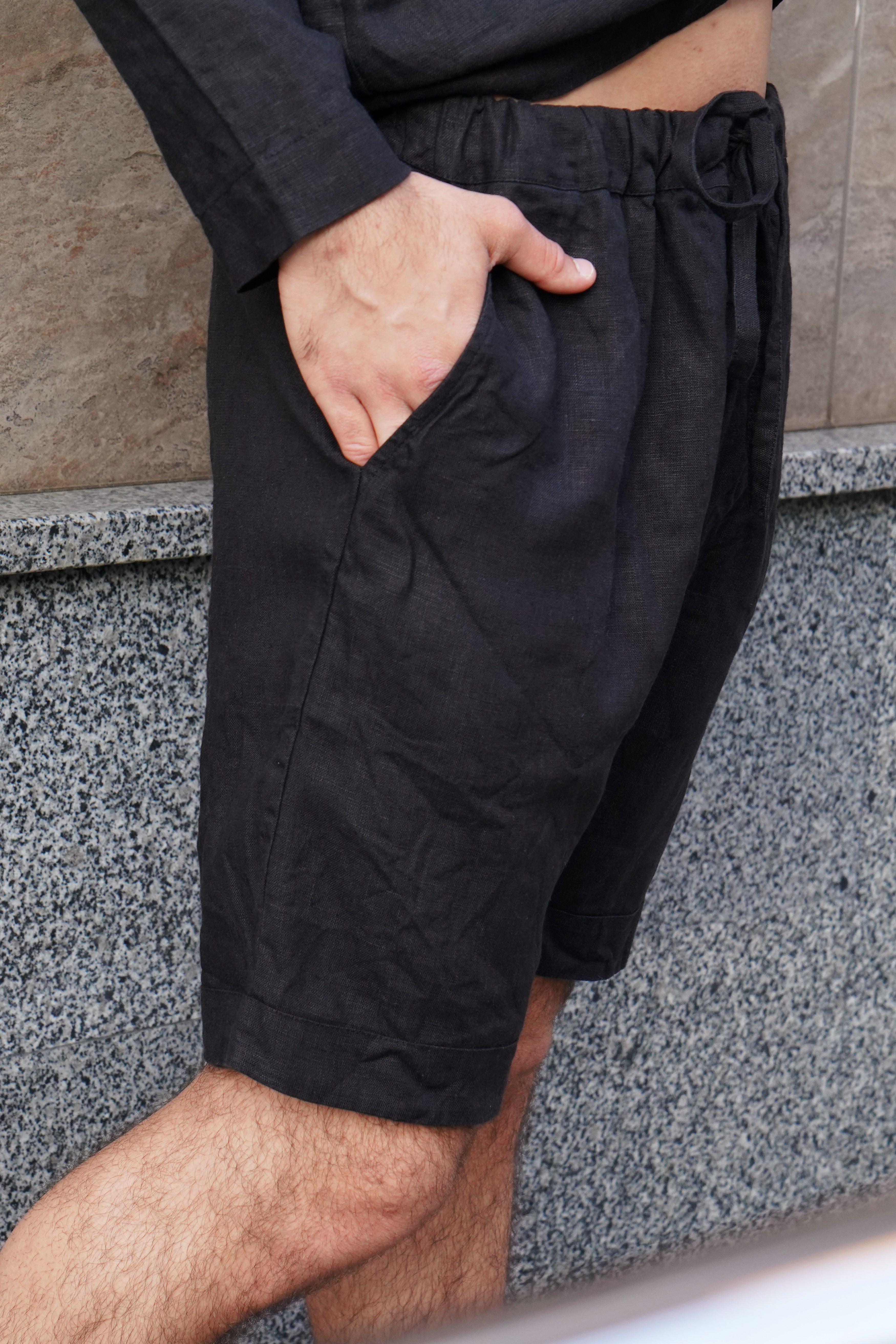 Men’s linen shorts ASH in Black