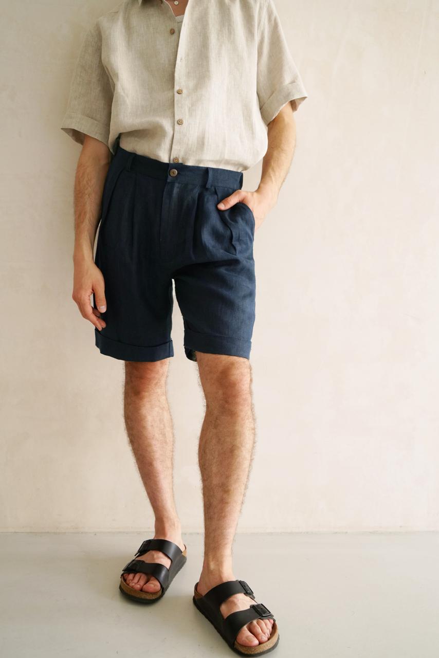 Men’s linen shorts with pleats CEDAR in Dark blue