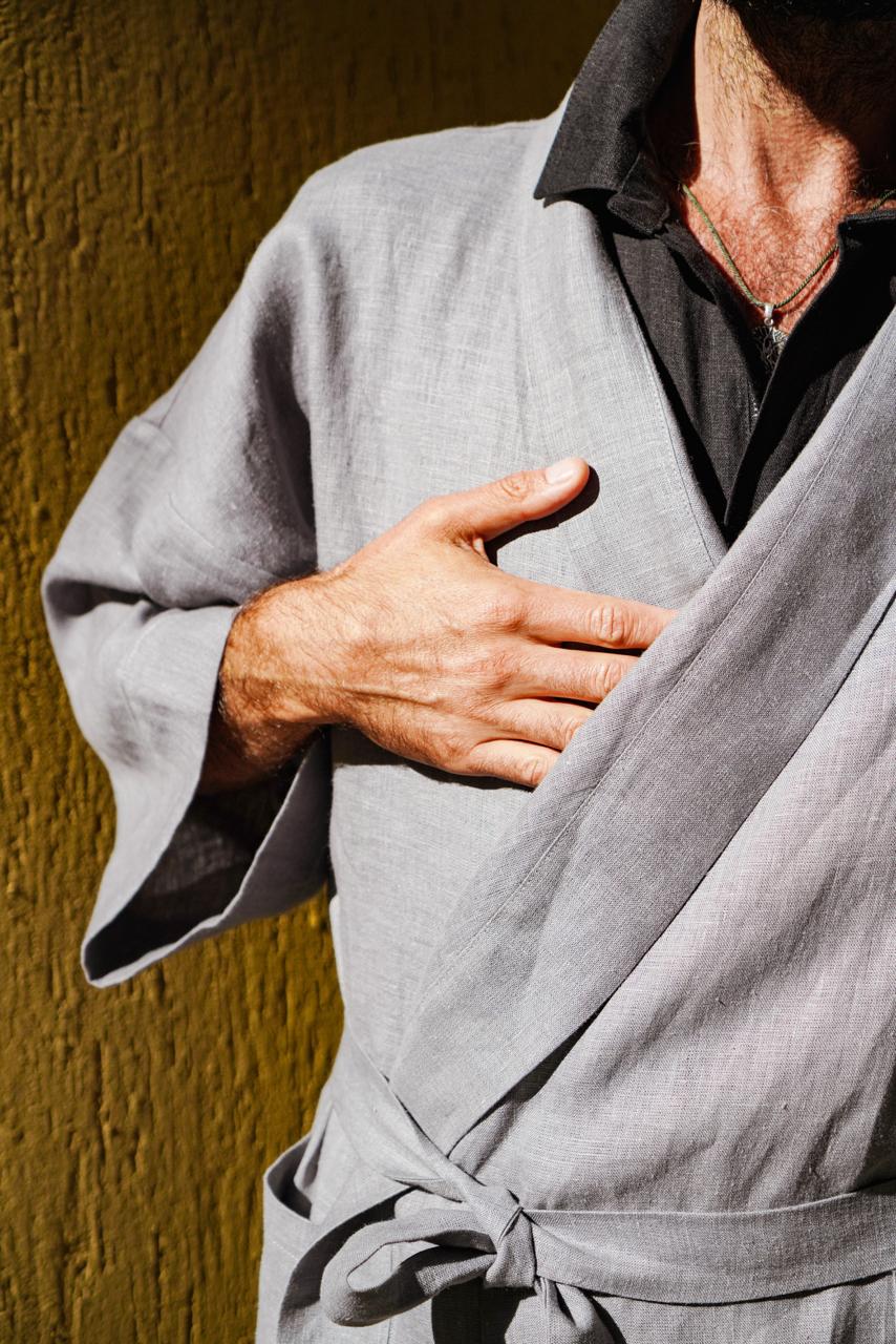 Men’s linen kimono SUGI in Light grey