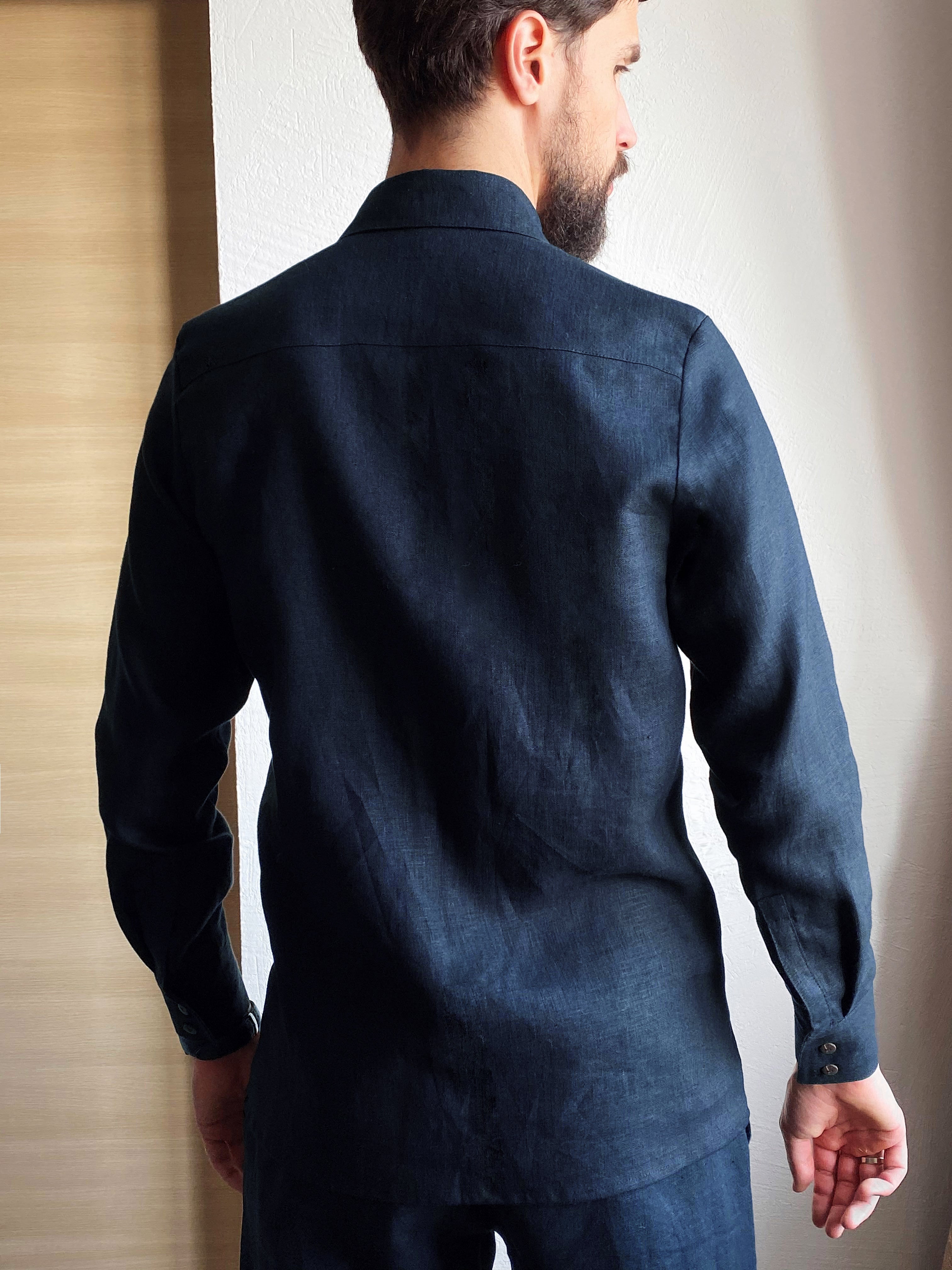 Men’s Classic Collar Linen Shirt GARNET in Dark blue