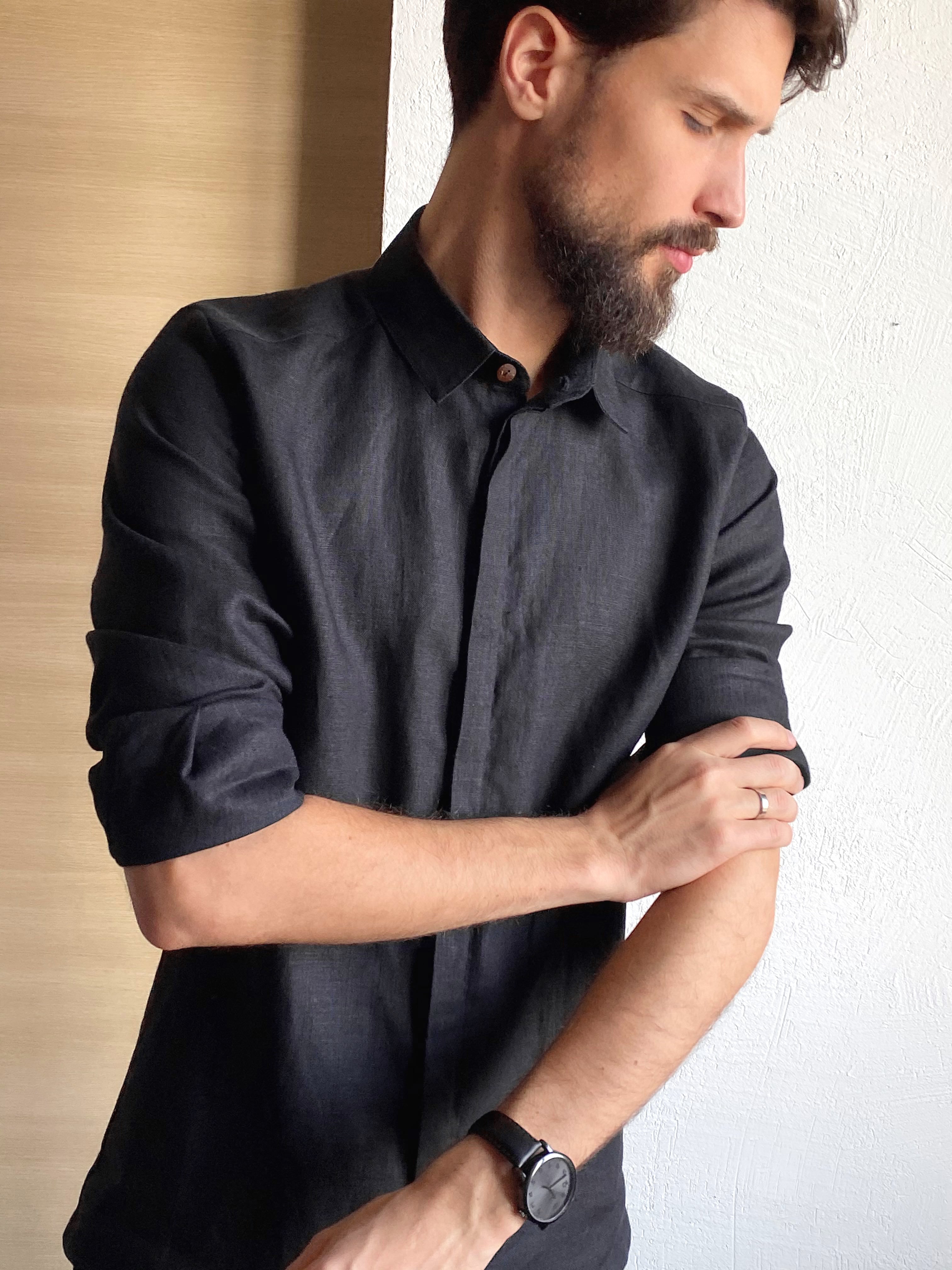Men’s Classic Collar Linen Shirt GARNET in Black