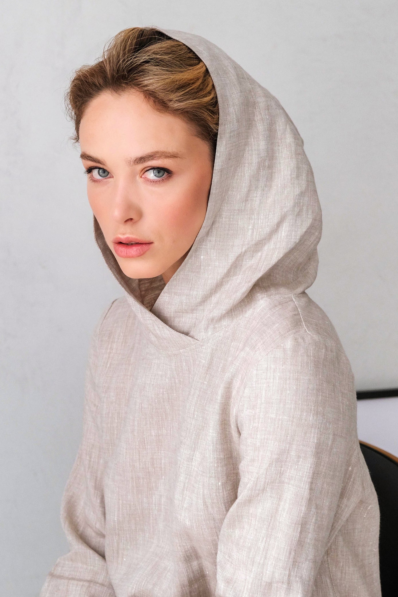 Women’s Linen Hoodie ALTHEA in Beige