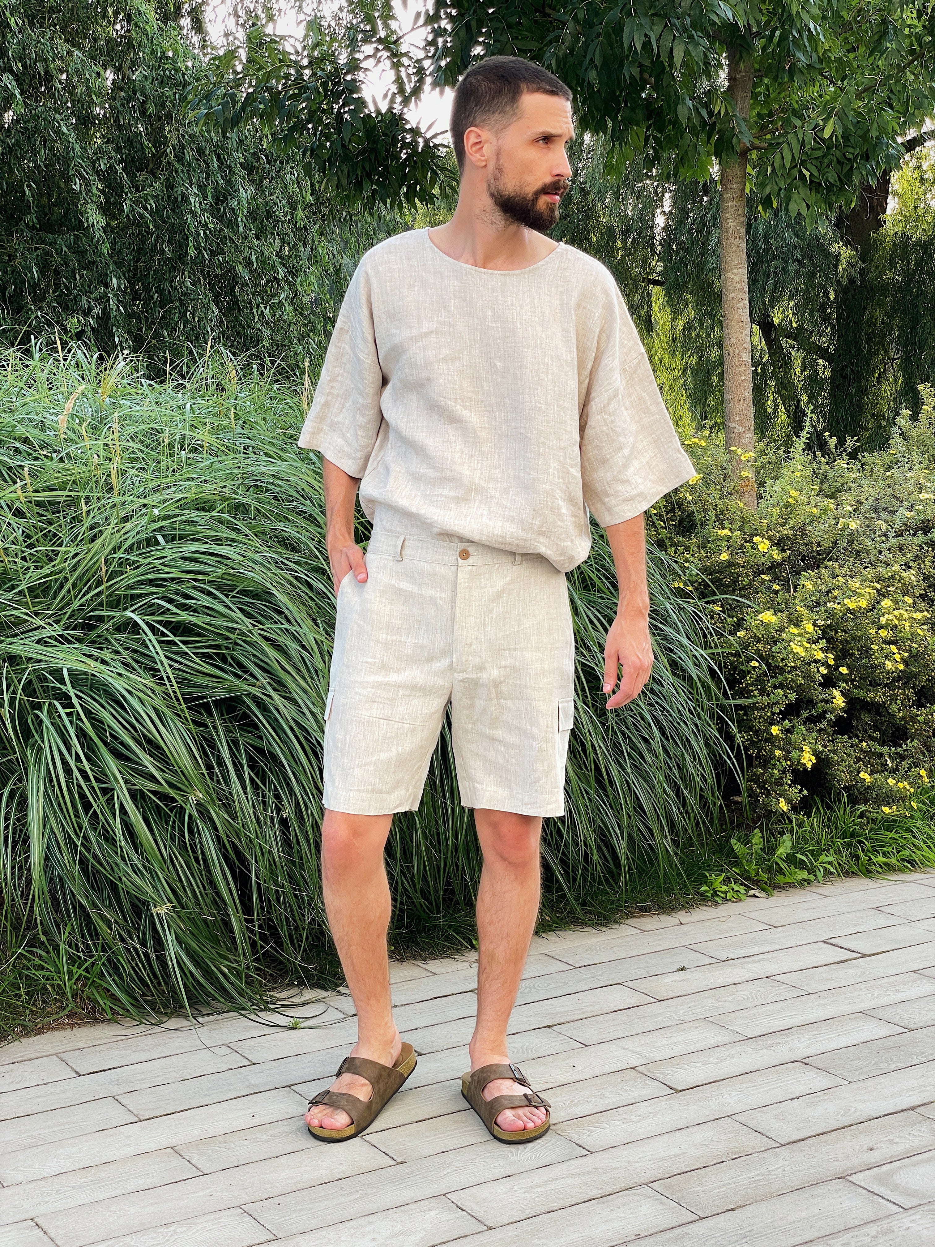Linen cargo shorts with side pockets LAUREL in Beige