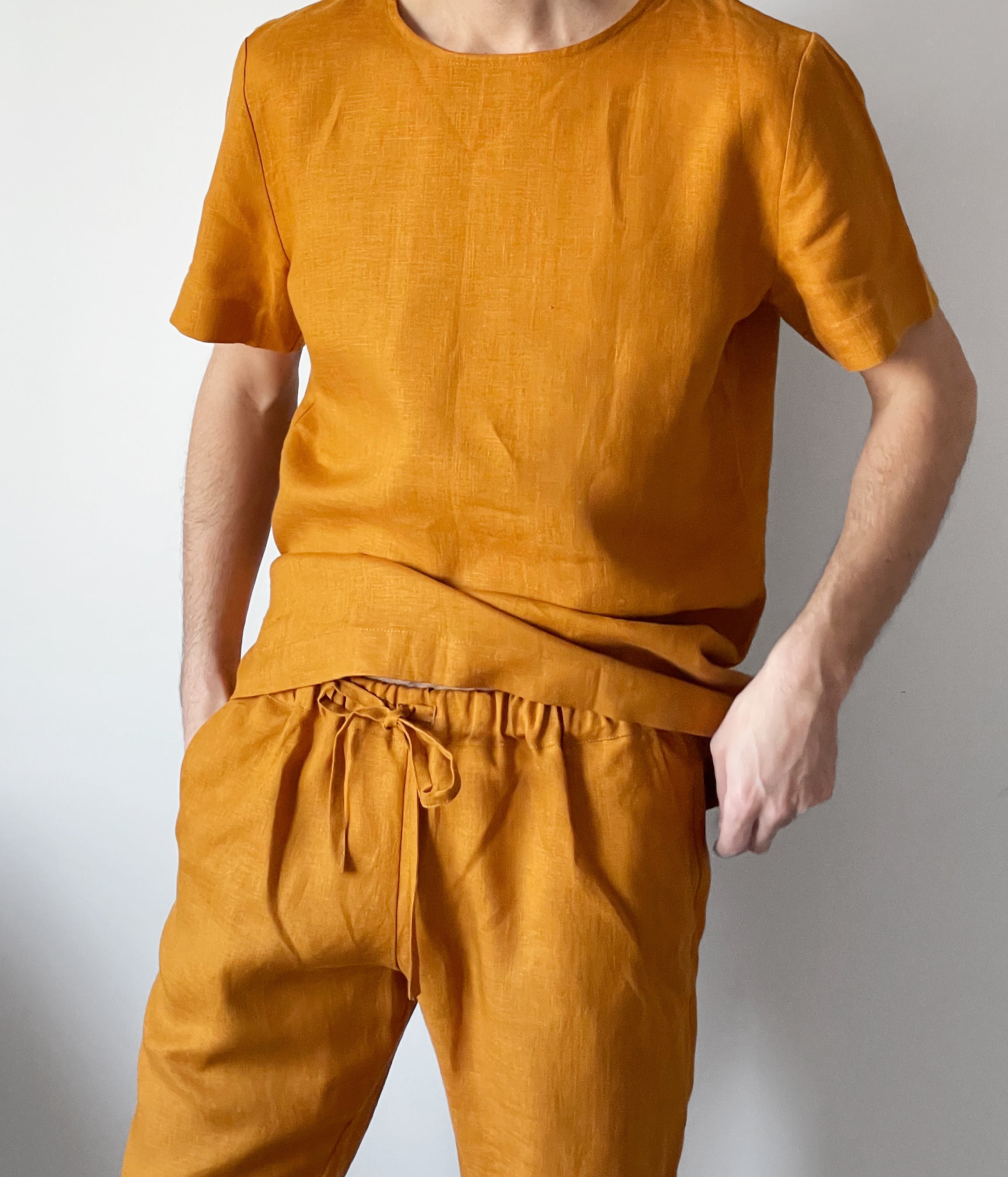 Men’s linen shorts ASH in Saffron