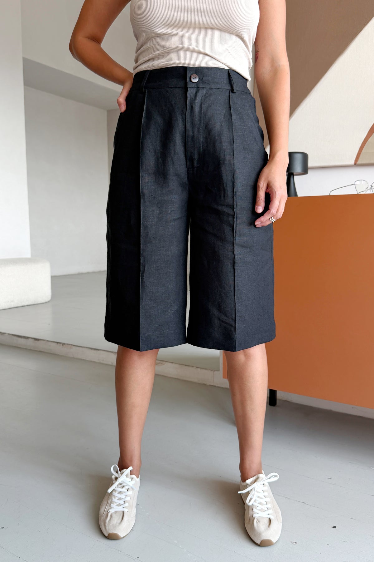 Womens Linen High Waist Shorts ARALIA in Black