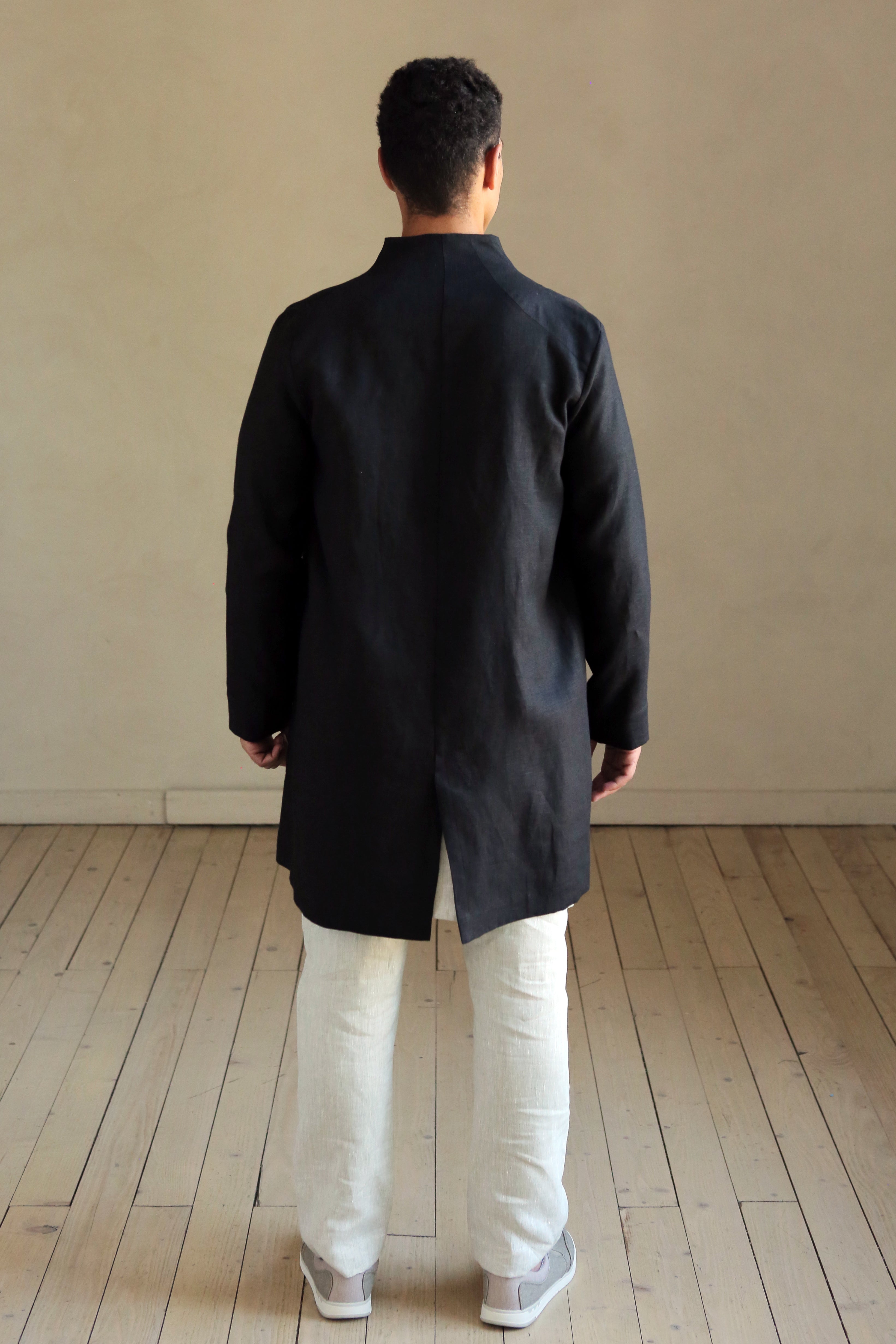 Men’s Linen Trench ALMOND in Black