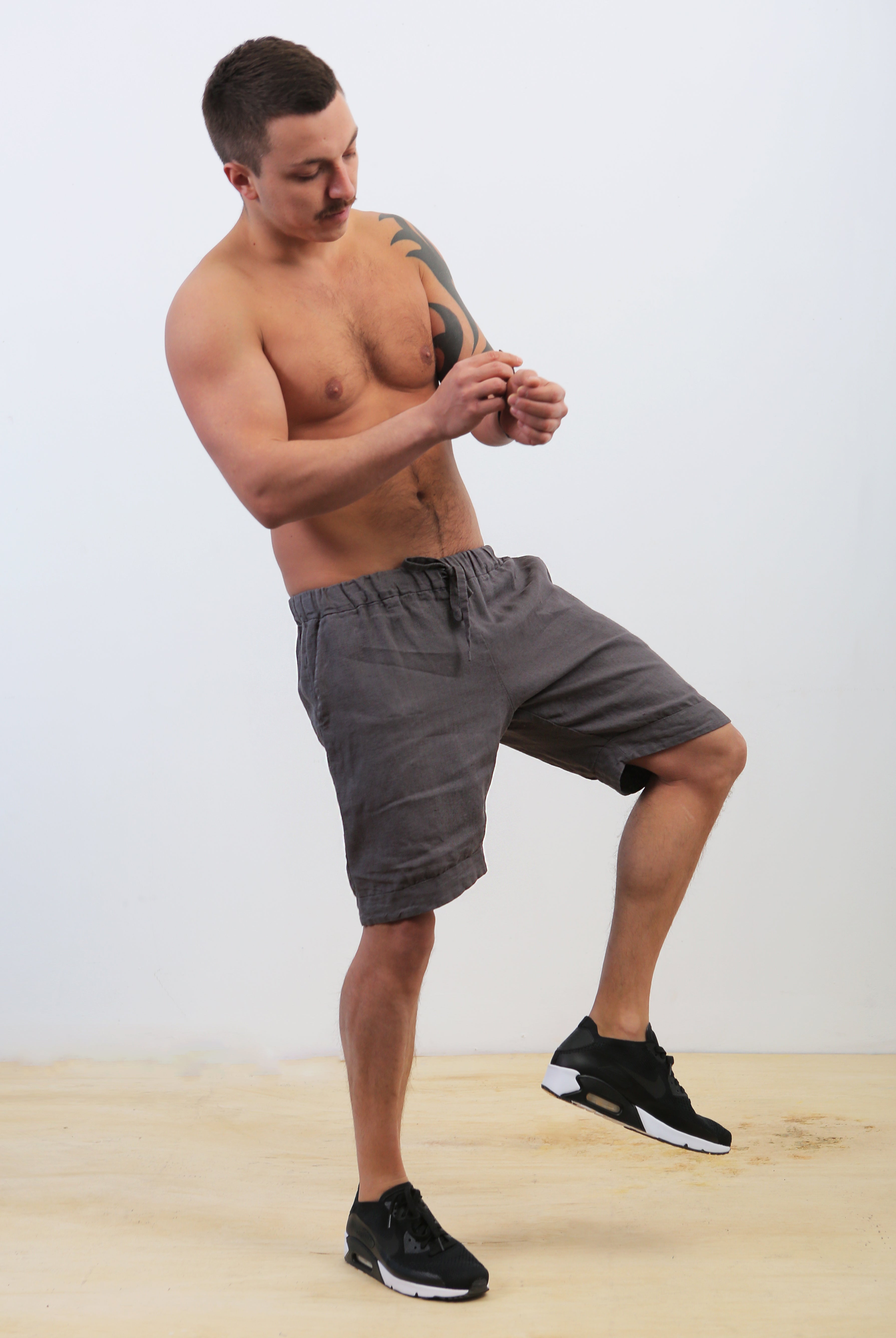 Men’s linen shorts ASH in Dark grey