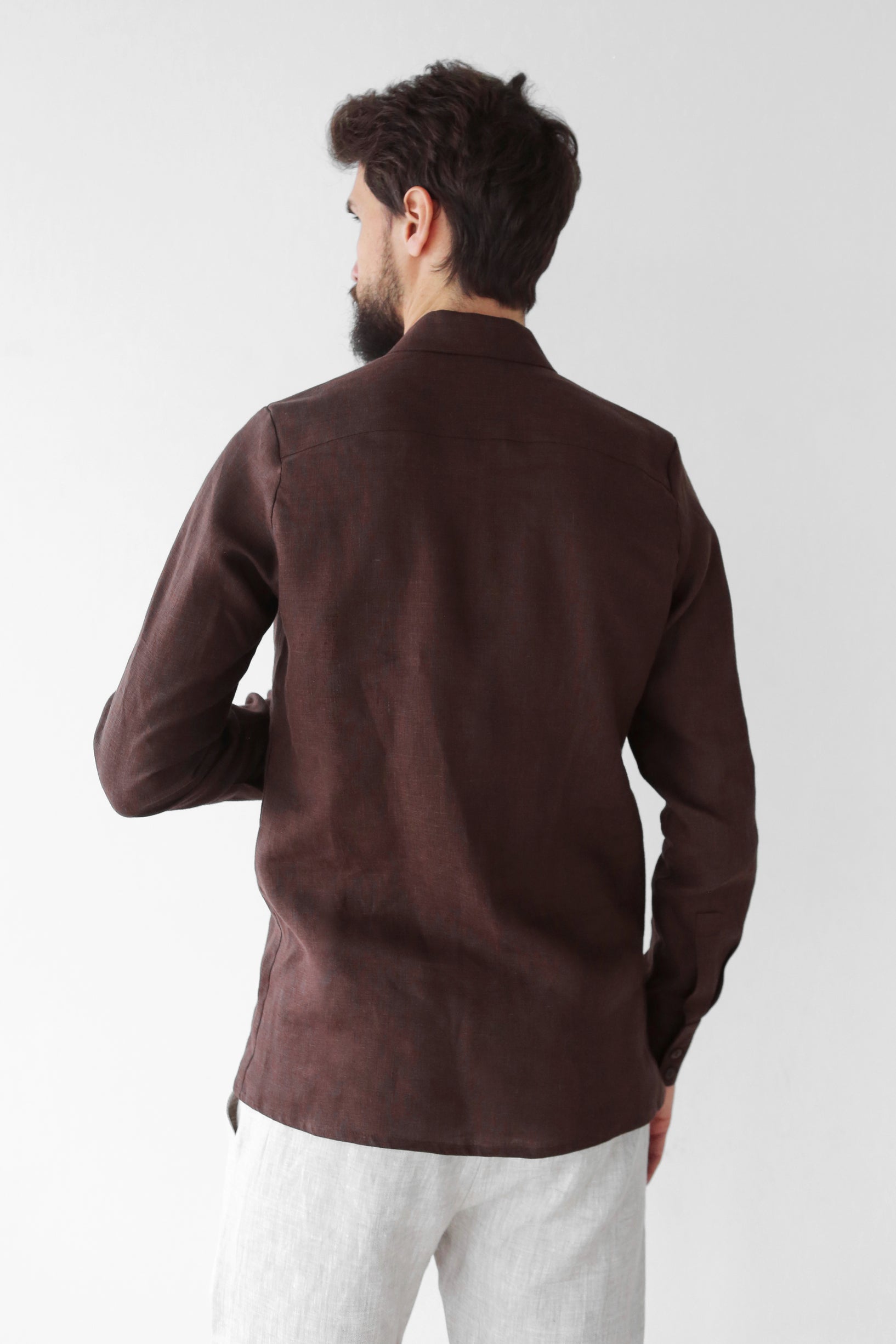Men’s Classic Collar Linen Shirt GARNET in Brown
