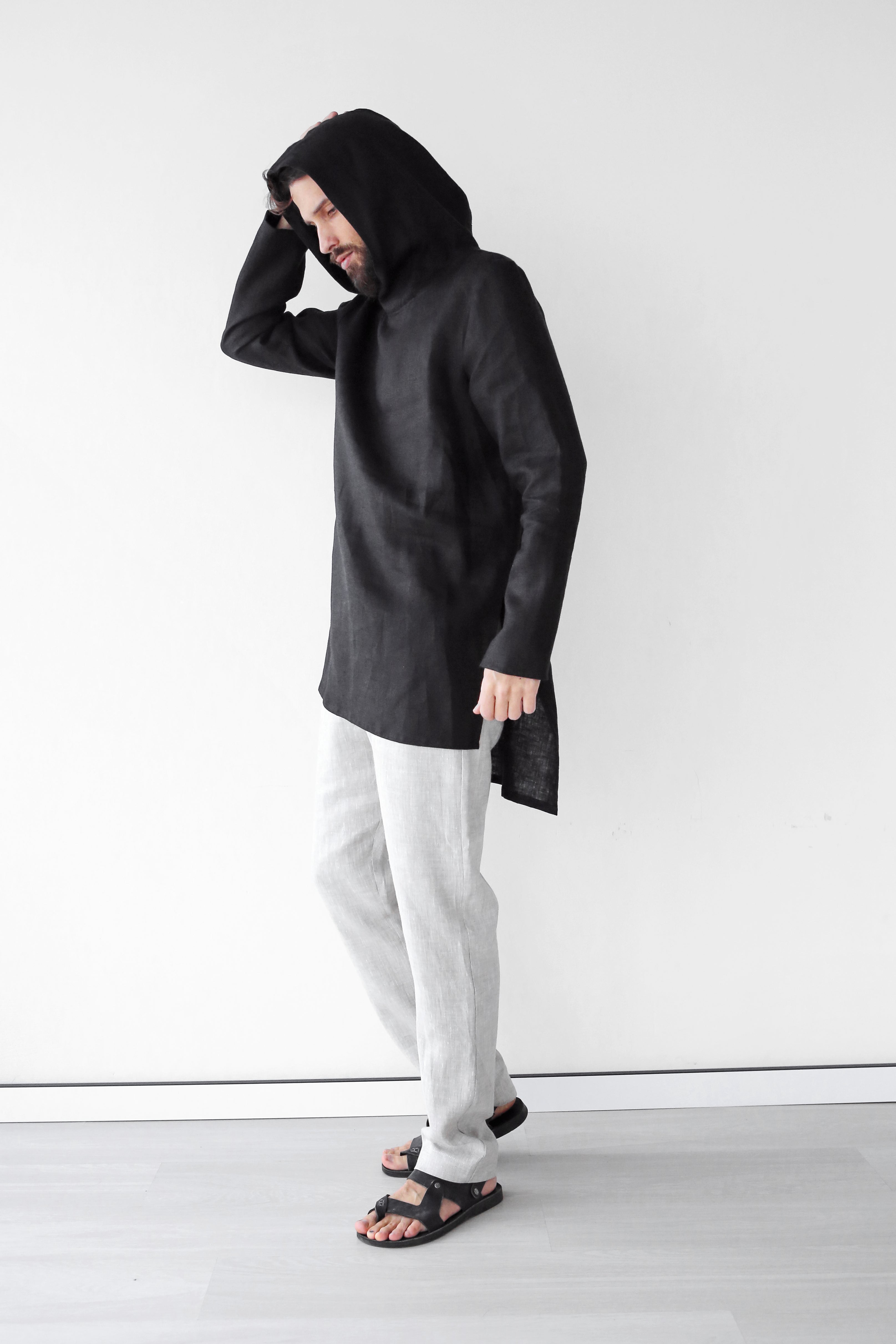 Men’s Long Linen Hoodie BALSA with splits in Black