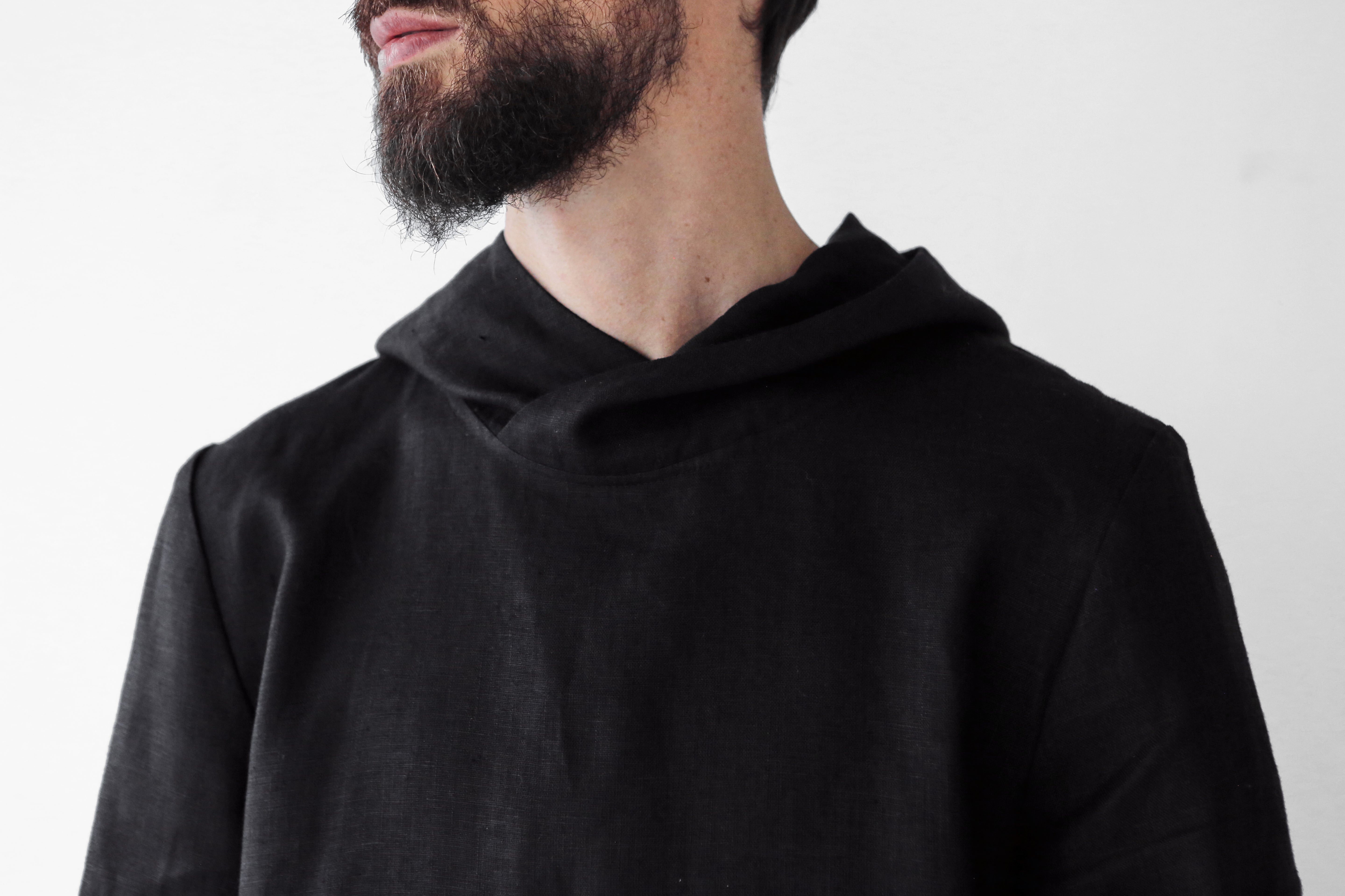 Men’s Long Linen Hoodie BALSA with splits in Black