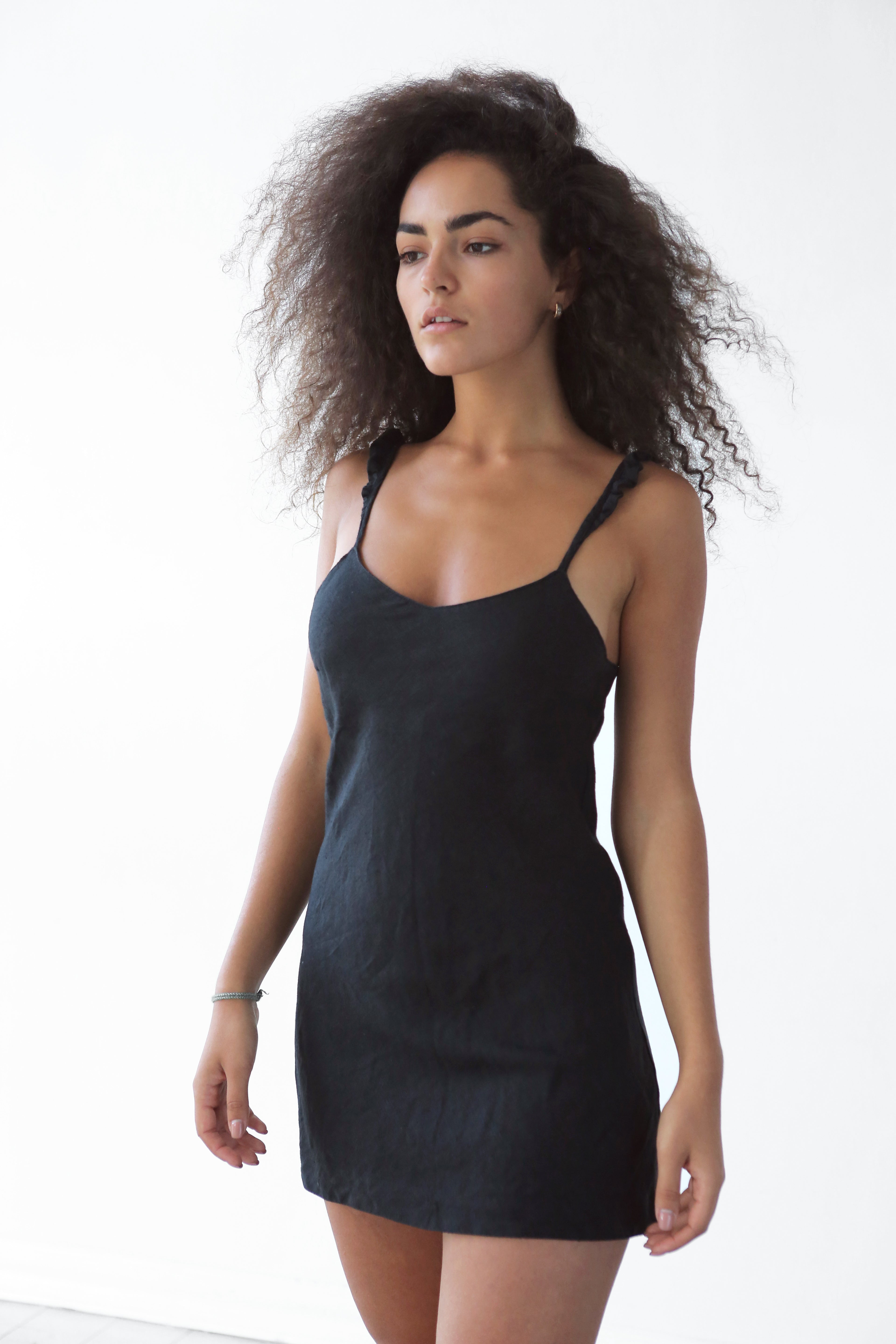 Women’s mini linen dress Black