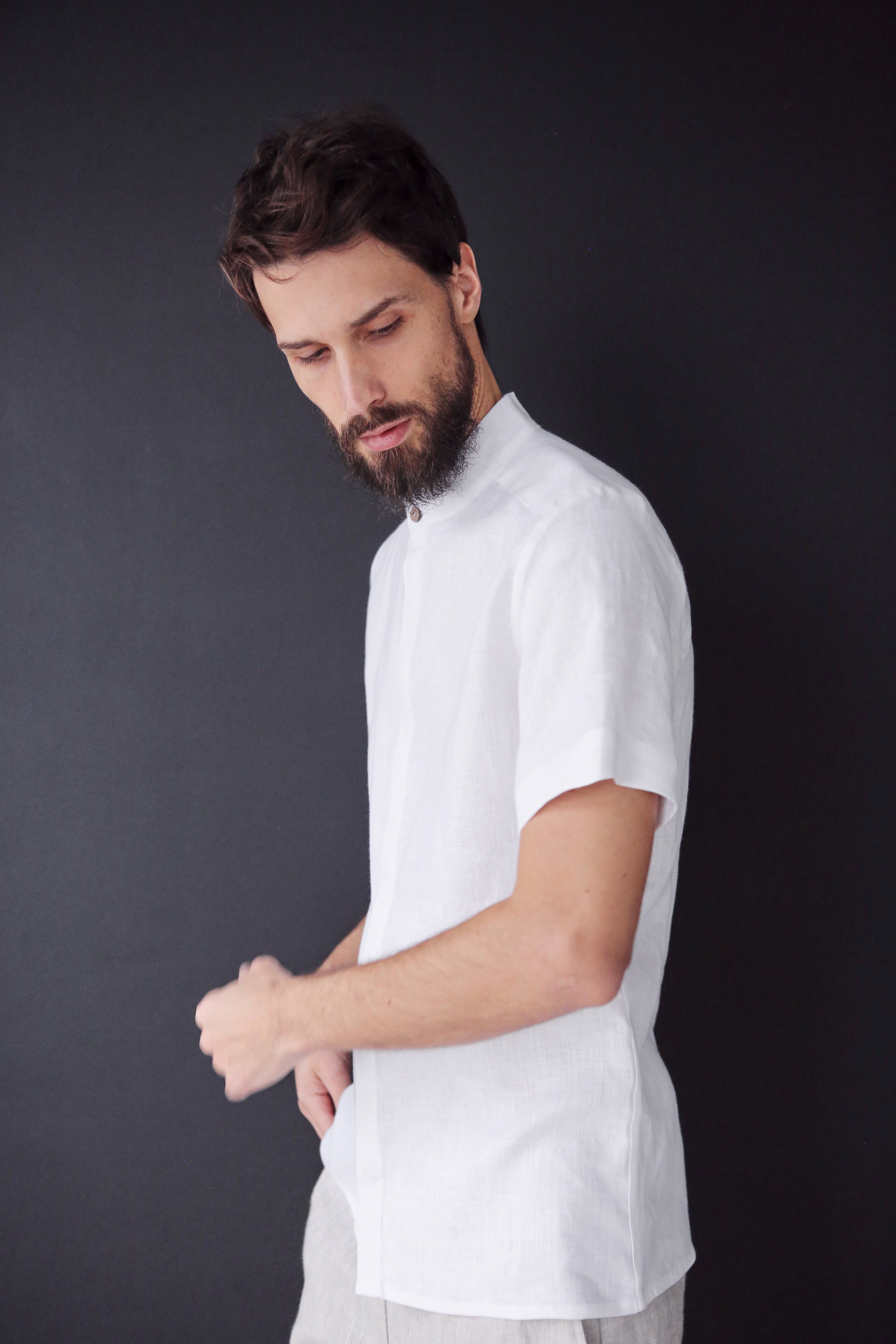 Men’s Short-Sleeved Linen Shirt OLIVE in White