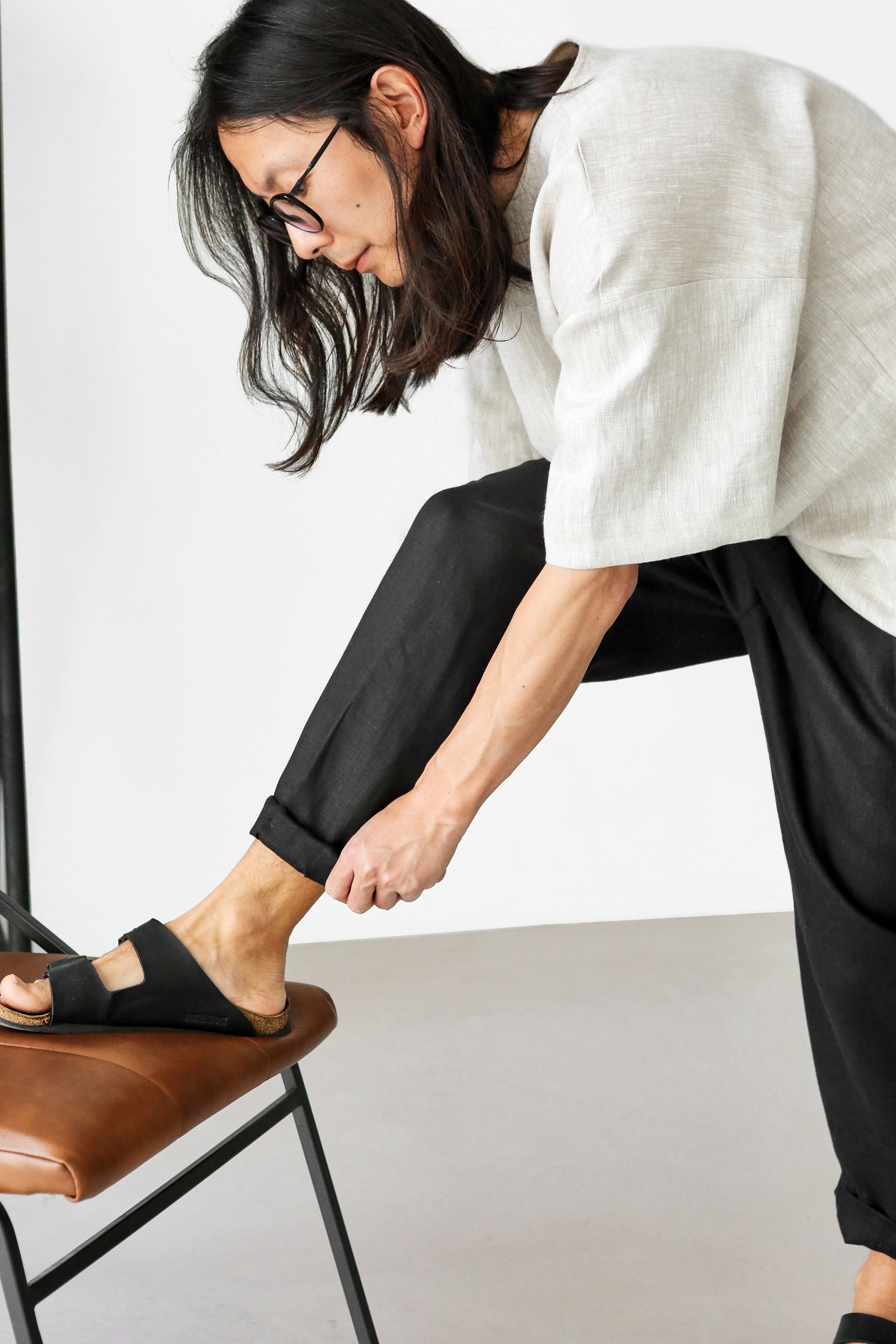 Loose Pleated Pants CEDAR in Black