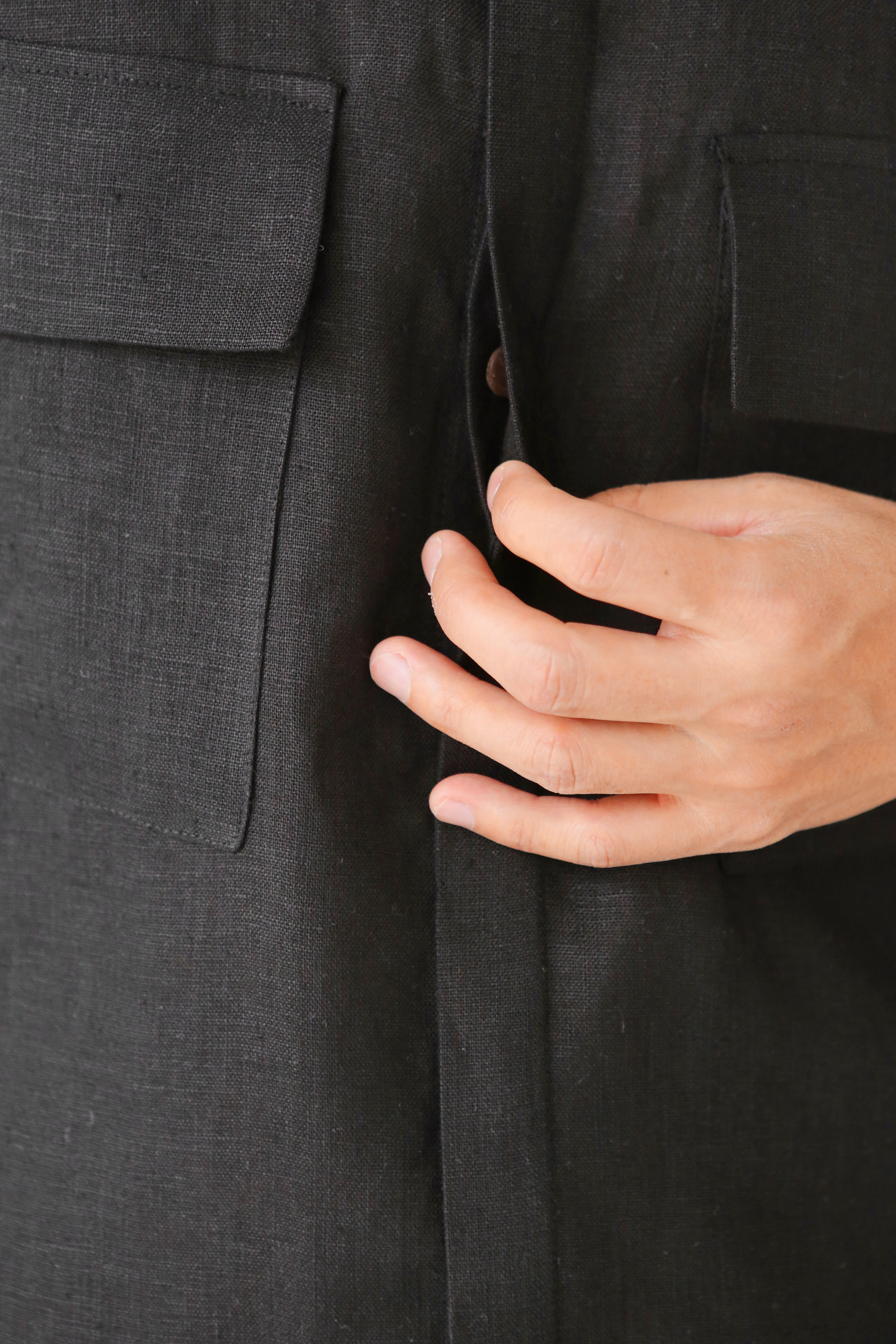 Men’s Oversized Linen Shirt IROKO in Black