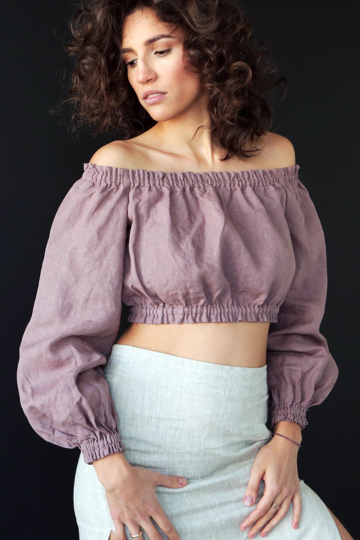 Off-The-Shoulder Crop Top ORCHIS in Latte