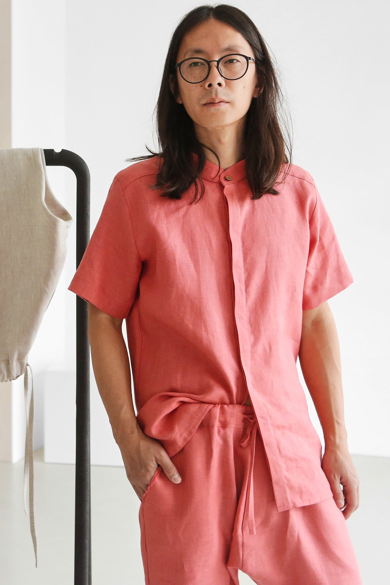 Men’s Short-Sleeved Linen Shirt OLIVE in Peach