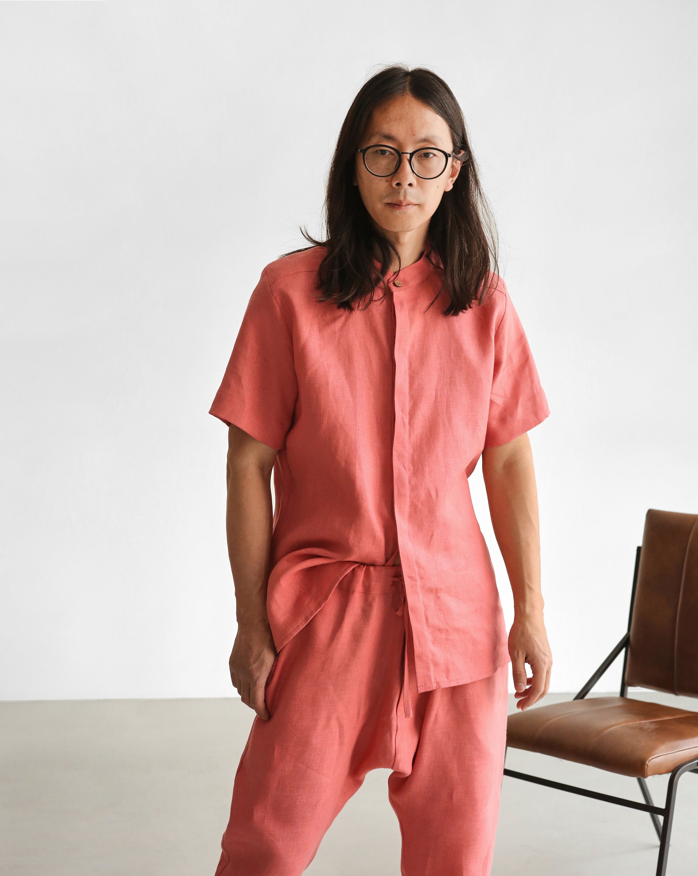 Men’s Short-Sleeved Linen Shirt OLIVE in Peach