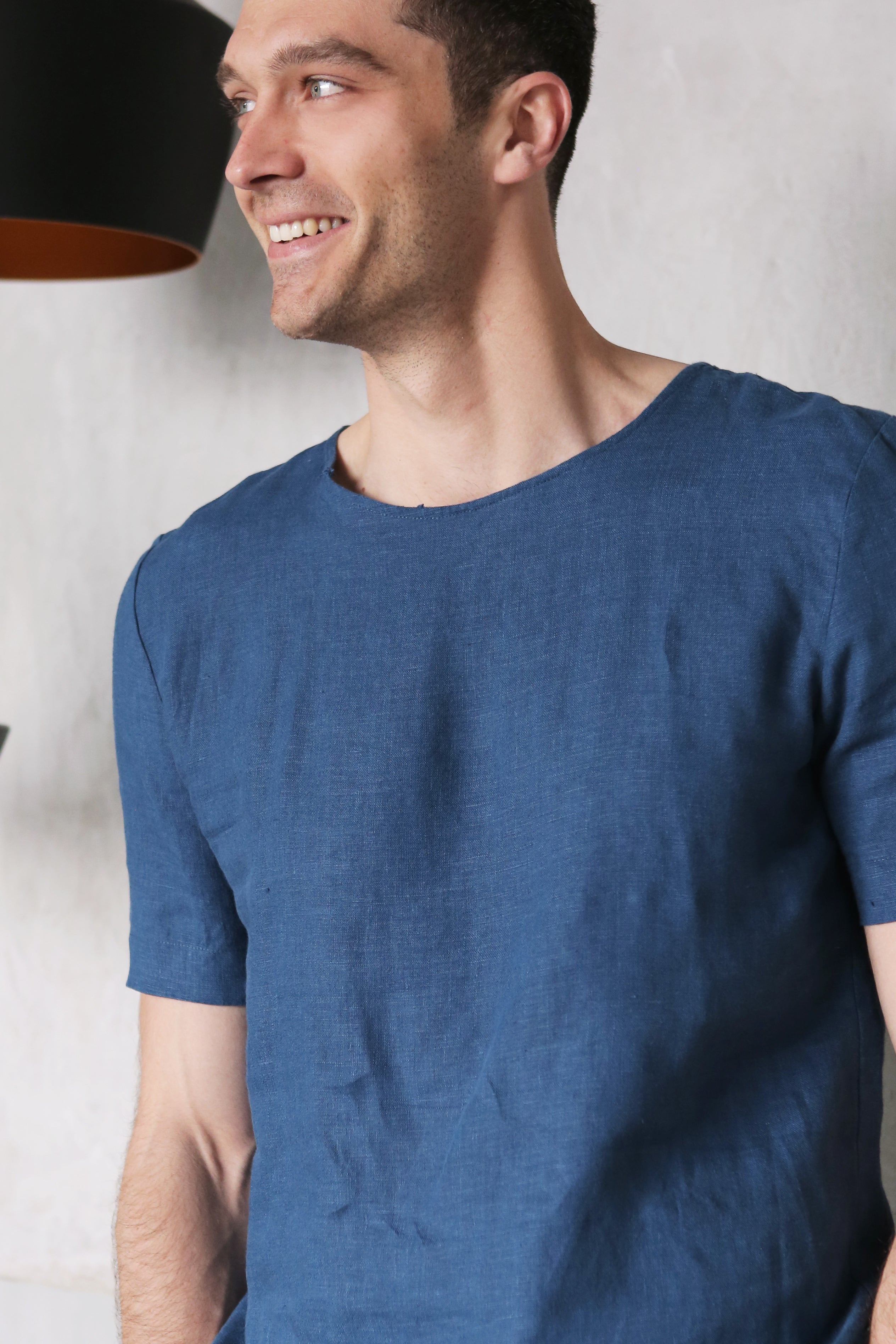 Men's Linen T-Shirt LINDEN in Navy blue